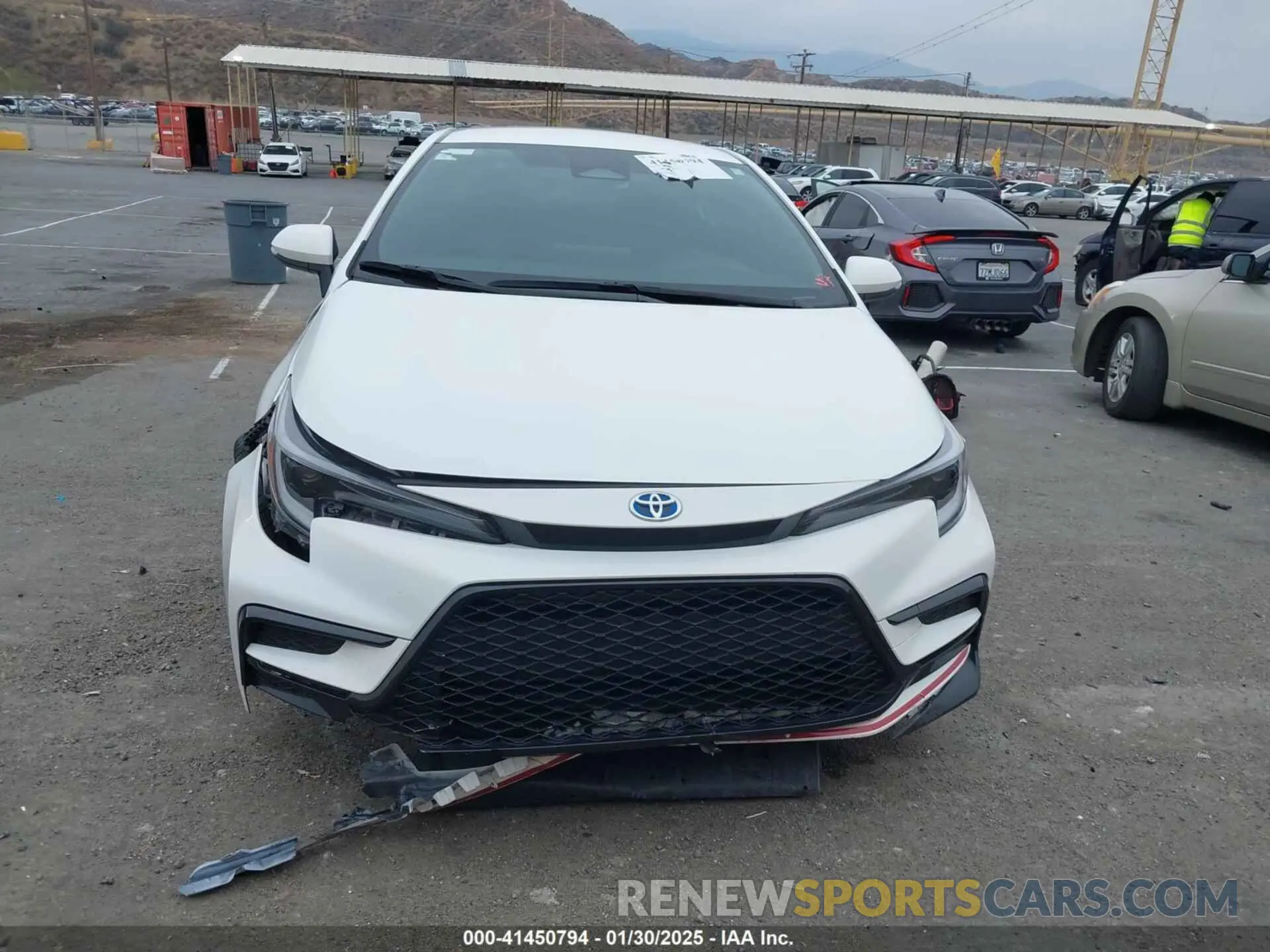 12 fotografías del automóvil dañado JTDBCMFE6P3017131 TOYOTA COROLLA 2023