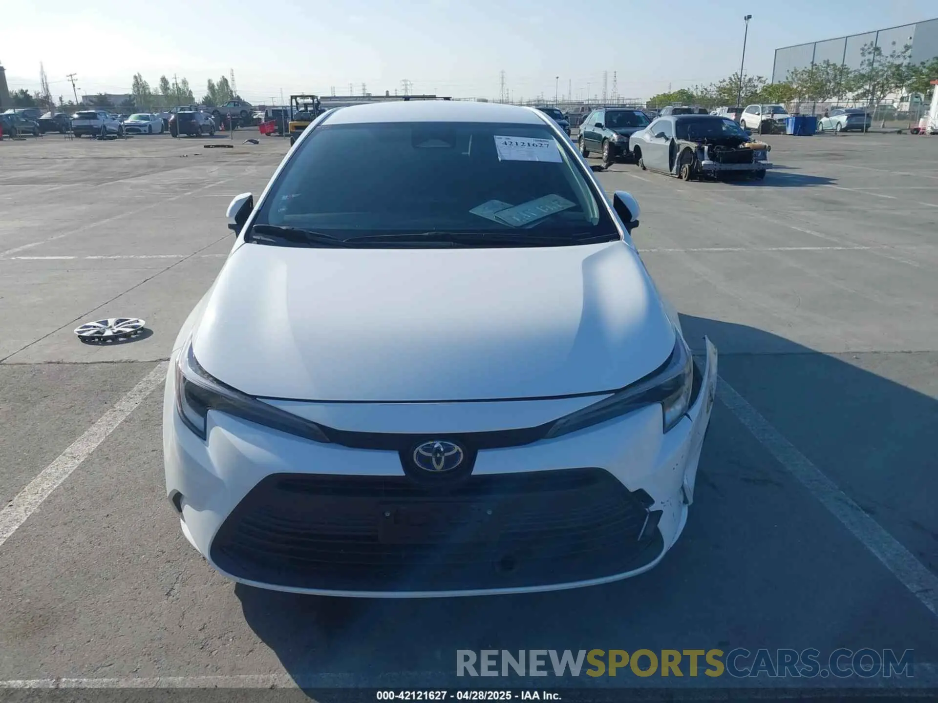 12 fotografías del automóvil dañado JTDBCMFE6P3017937 TOYOTA COROLLA 2023
