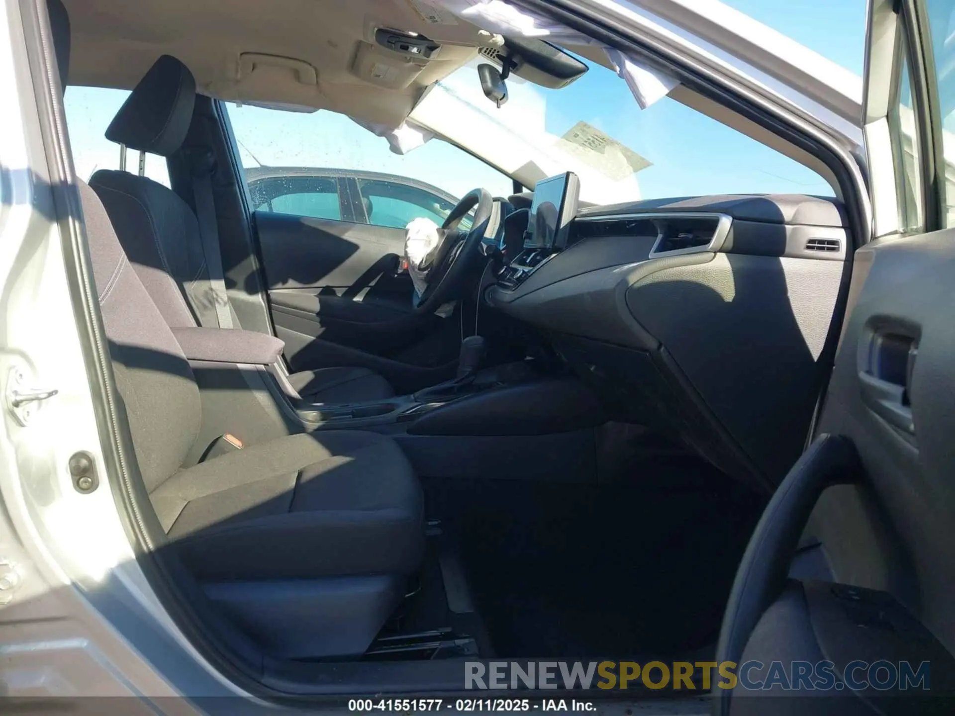 5 fotografías del automóvil dañado JTDBCMFE6P3027254 TOYOTA COROLLA 2023