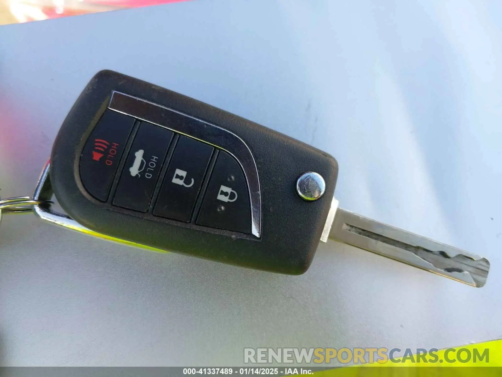 11 fotografías del automóvil dañado JTDBCMFE6PJ005248 TOYOTA COROLLA 2023