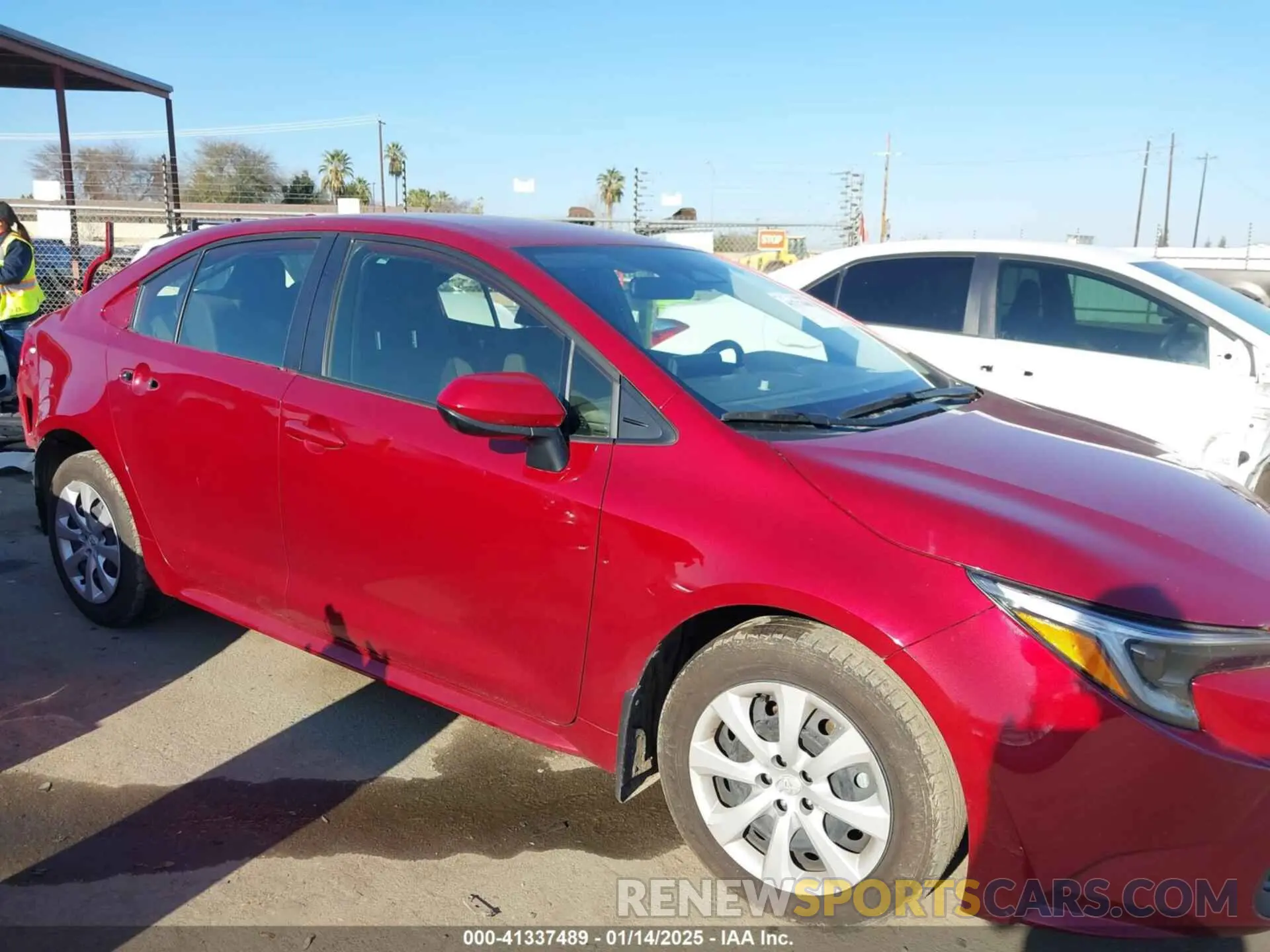 14 fotografías del automóvil dañado JTDBCMFE6PJ005248 TOYOTA COROLLA 2023