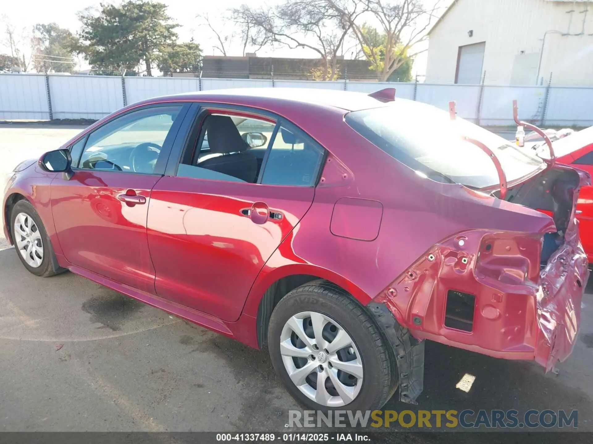 15 fotografías del automóvil dañado JTDBCMFE6PJ005248 TOYOTA COROLLA 2023