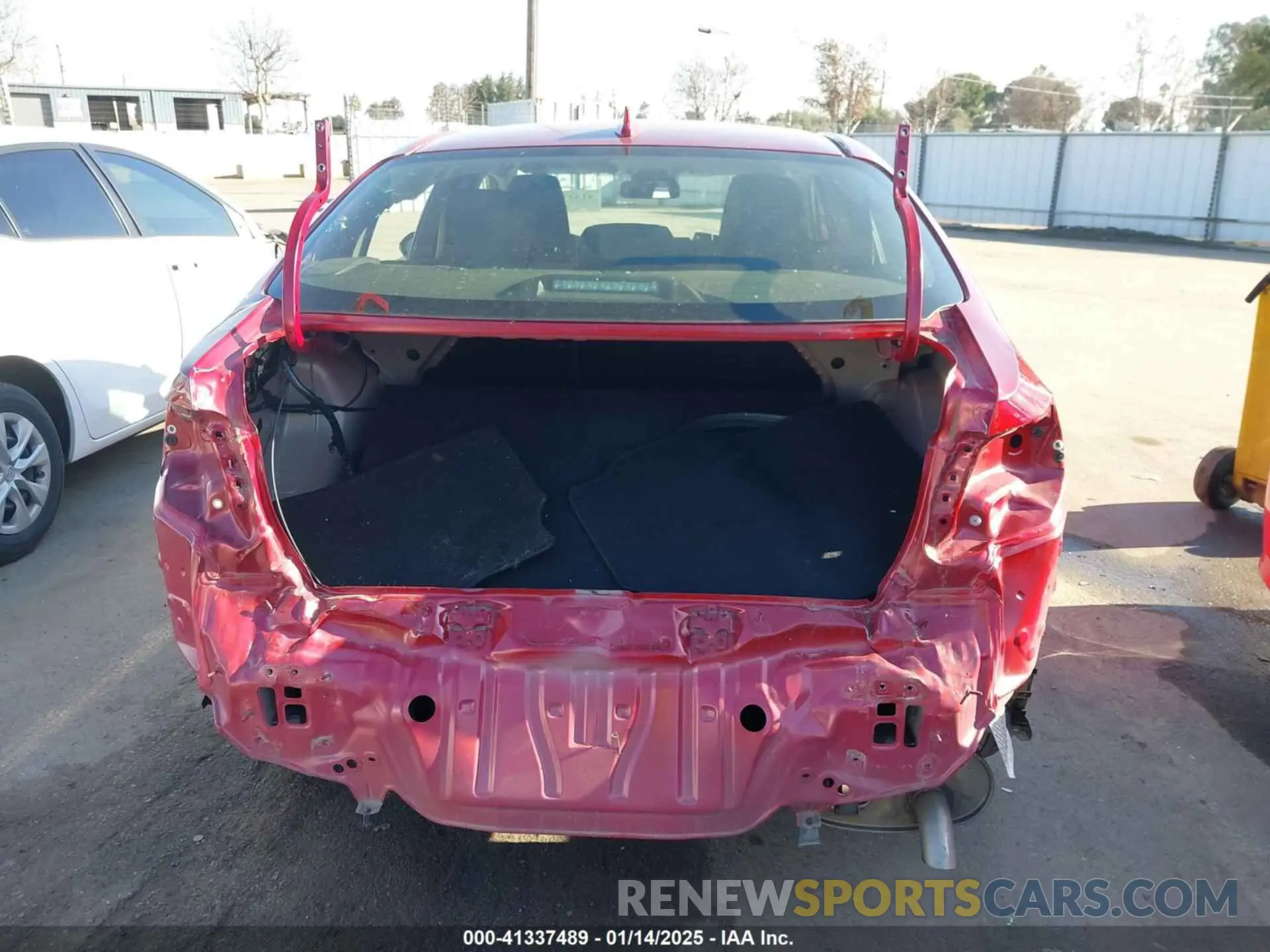 17 fotografías del automóvil dañado JTDBCMFE6PJ005248 TOYOTA COROLLA 2023