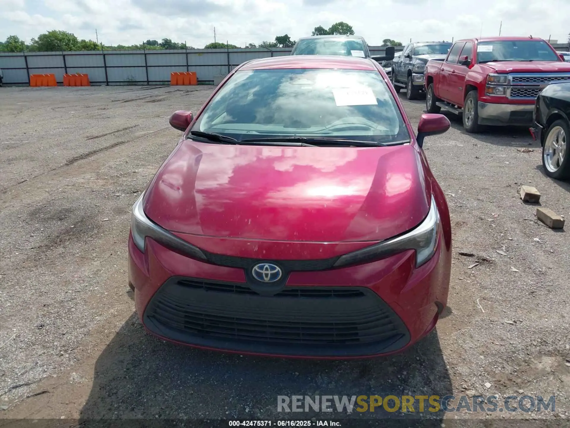 12 fotografías del automóvil dañado JTDBCMFE7PJ007252 TOYOTA COROLLA 2023