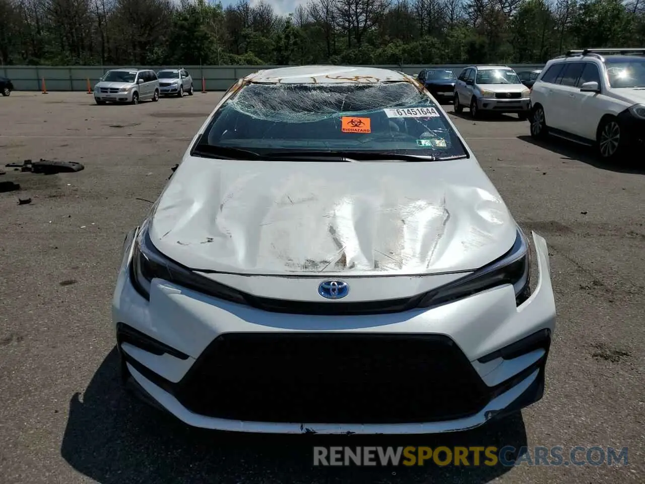 5 fotografías del automóvil dañado JTDBCMFE7PJ014525 TOYOTA COROLLA 2023