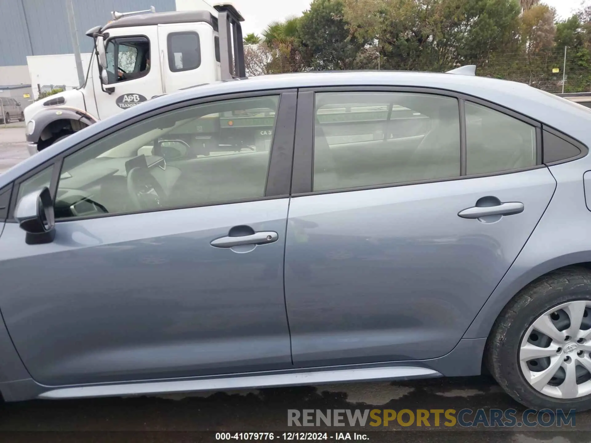 14 fotografías del automóvil dañado JTDBCMFE8P3016790 TOYOTA COROLLA 2023