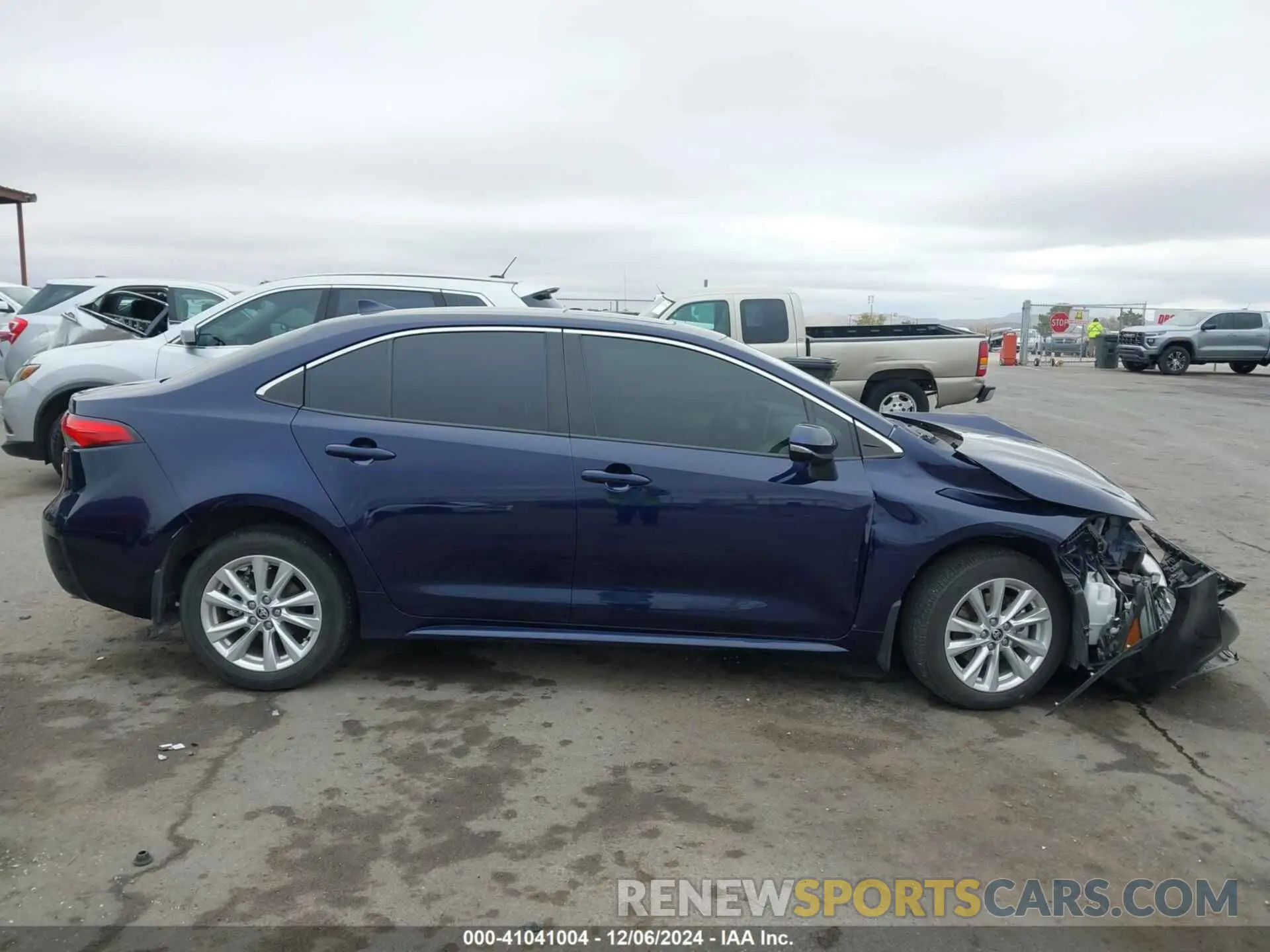 13 fotografías del automóvil dañado JTDBCMFE8PJ003081 TOYOTA COROLLA 2023
