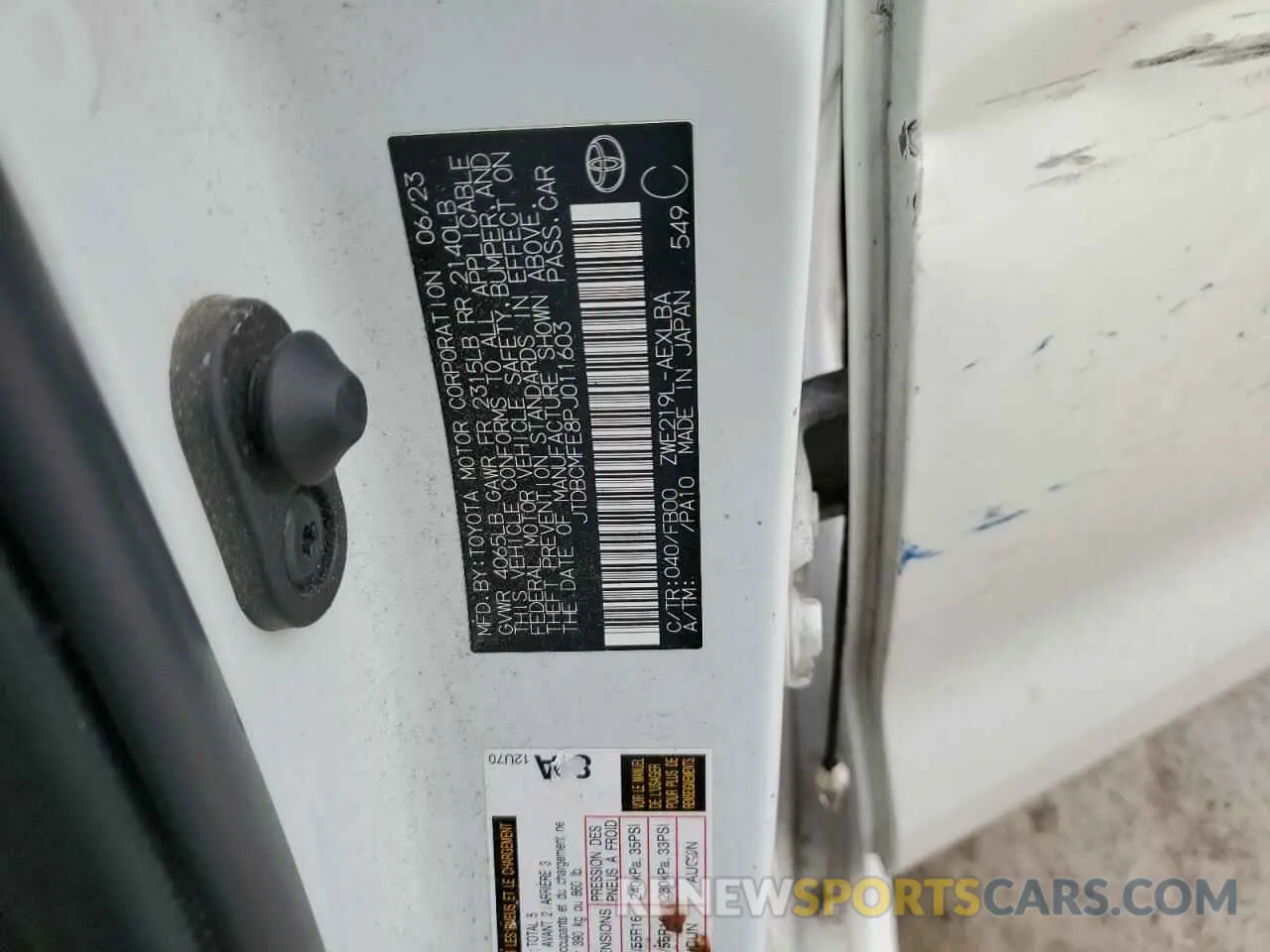 12 fotografías del automóvil dañado JTDBCMFE8PJ011603 TOYOTA COROLLA 2023