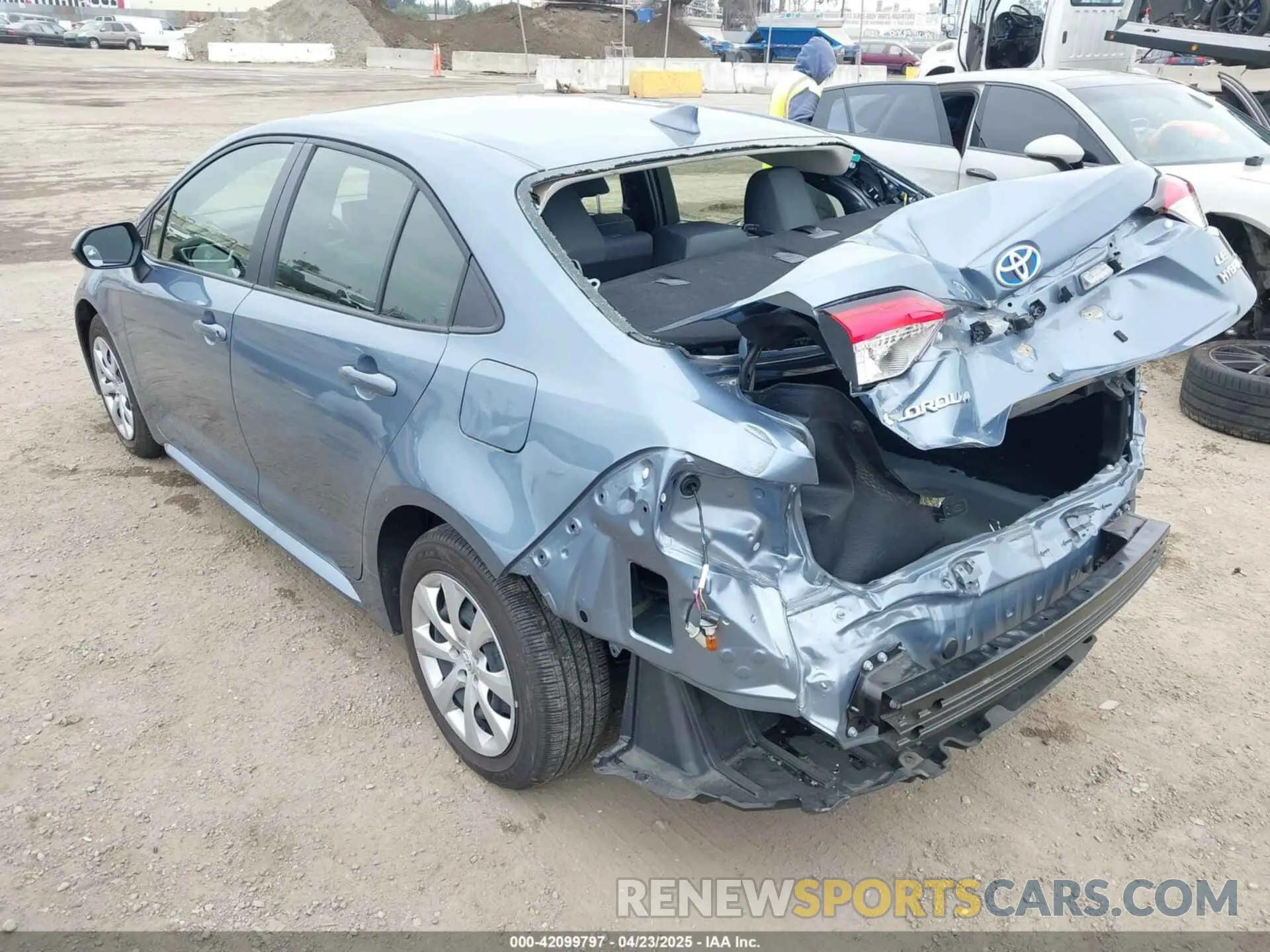3 fotografías del automóvil dañado JTDBCMFE8PJ013271 TOYOTA COROLLA 2023