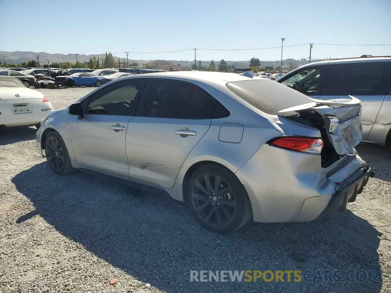 2 fotografías del automóvil dañado JTDBCMFE9P3002882 TOYOTA COROLLA 2023