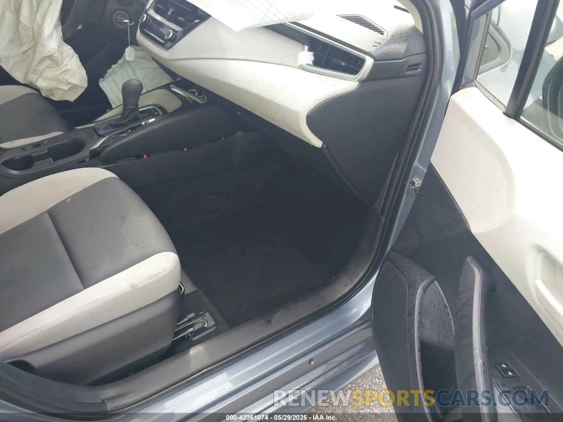 5 fotografías del automóvil dañado JTDBCMFE9P3021612 TOYOTA COROLLA 2023