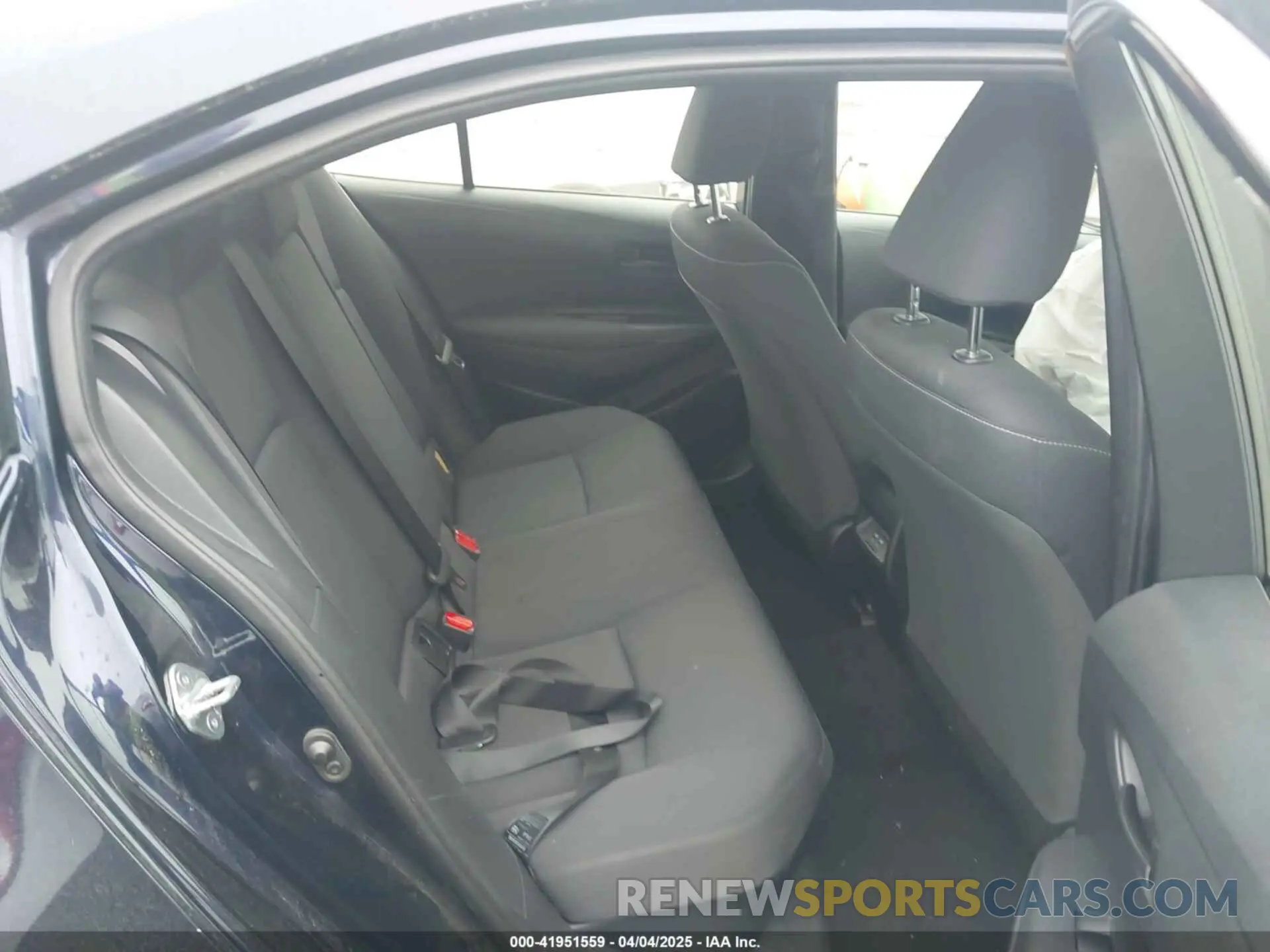 8 fotografías del automóvil dañado JTDBCMFE9PJ003025 TOYOTA COROLLA 2023