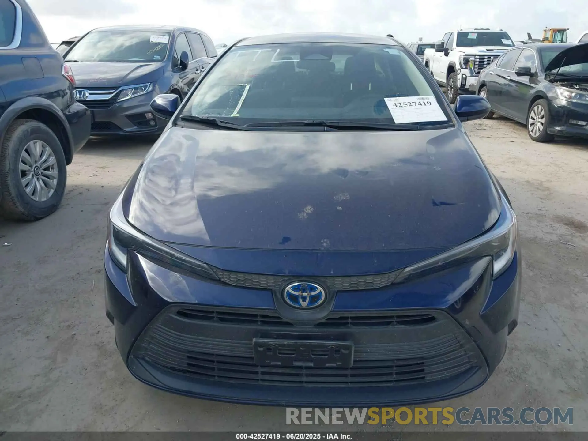 13 fotografías del automóvil dañado JTDBCMFE9PJ013411 TOYOTA COROLLA 2023