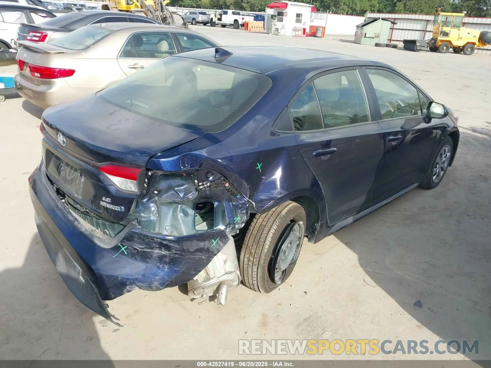 4 fotografías del automóvil dañado JTDBCMFE9PJ013411 TOYOTA COROLLA 2023