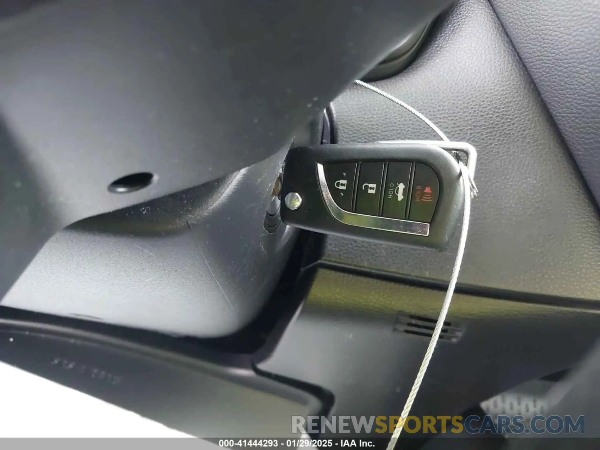 11 fotografías del automóvil dañado JTDBCMFE9PJ015305 TOYOTA COROLLA 2023