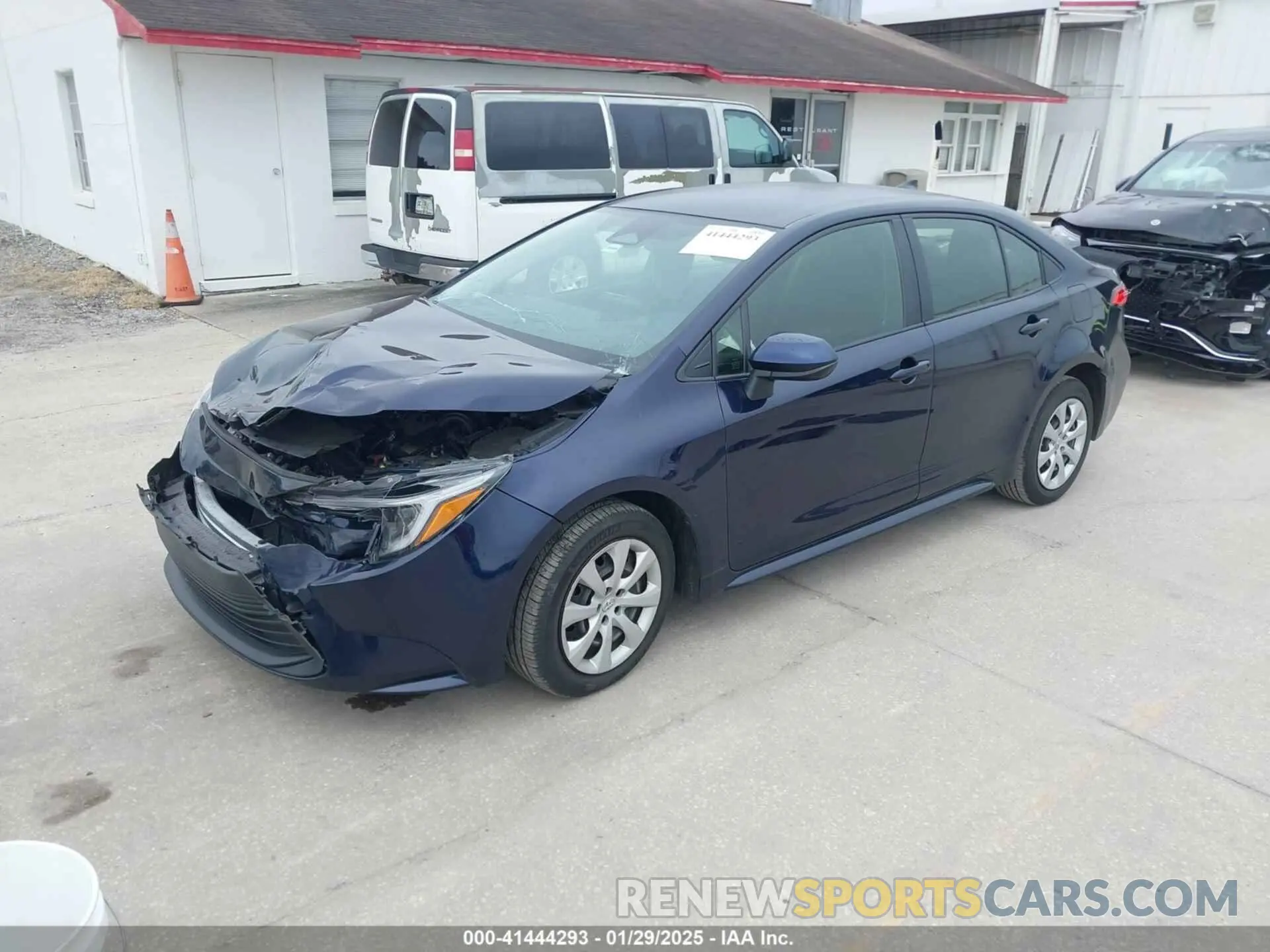 2 fotografías del automóvil dañado JTDBCMFE9PJ015305 TOYOTA COROLLA 2023