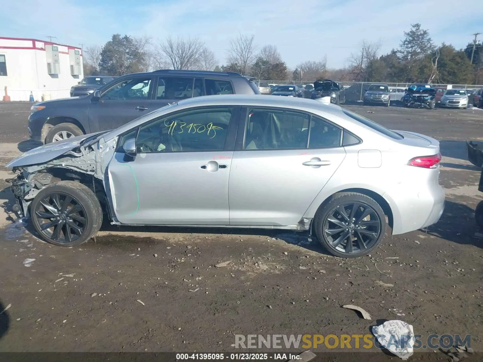 14 fotografías del automóvil dañado JTDBCMFEXP3014216 TOYOTA COROLLA 2023