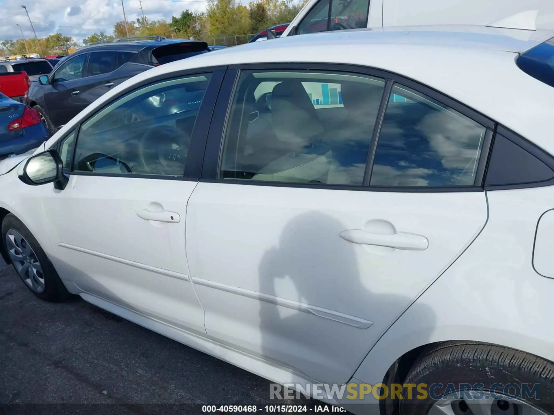 15 fotografías del automóvil dañado JTDBCMFEXP3017214 TOYOTA COROLLA 2023