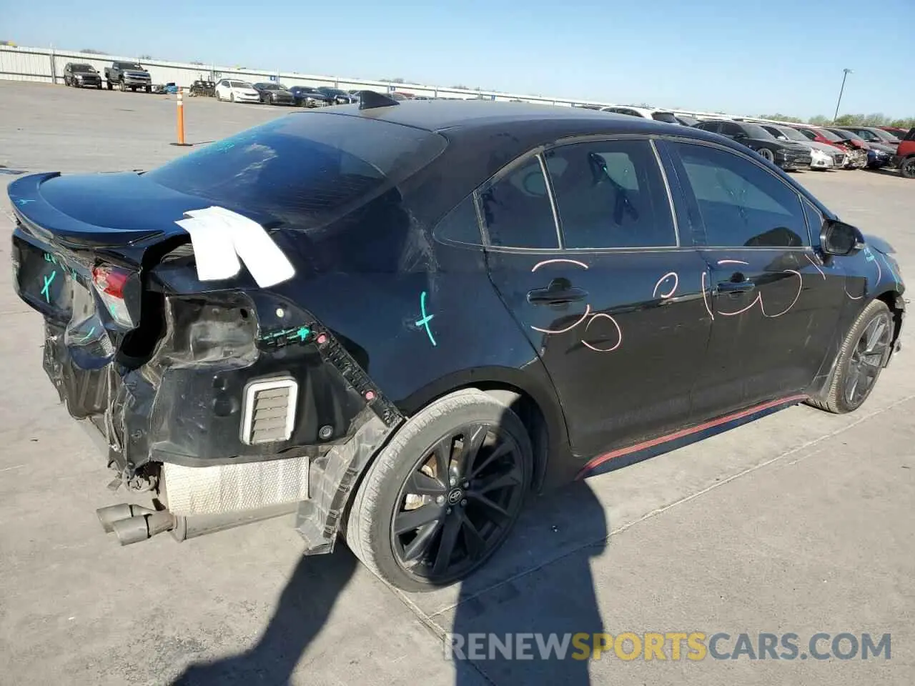 3 fotografías del automóvil dañado JTDBCMFEXP3019481 TOYOTA COROLLA 2023