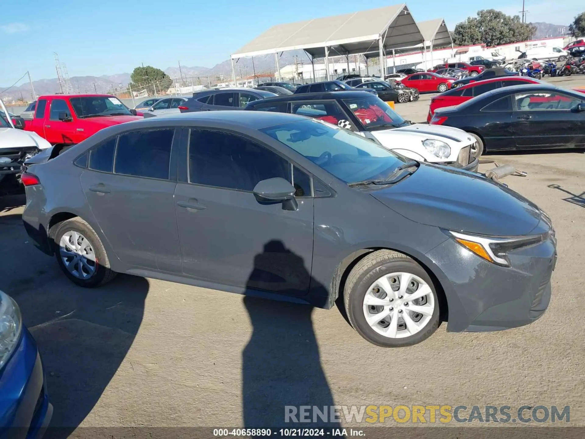 13 fotografías del automóvil dañado JTDBCMFEXP3020145 TOYOTA COROLLA 2023