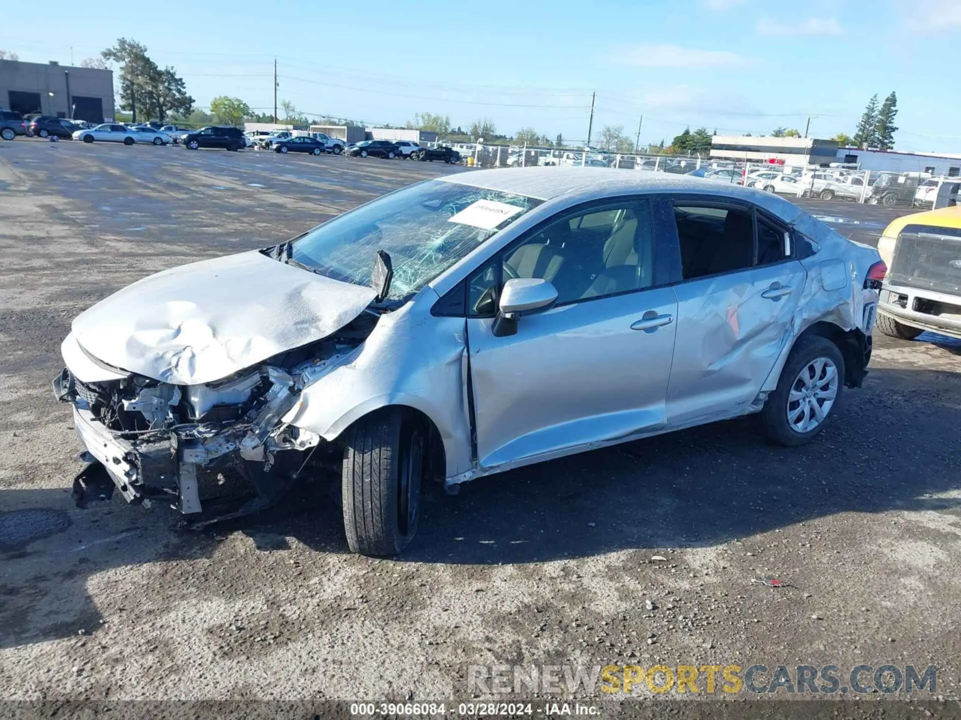 2 fotografías del automóvil dañado JTDBDMHE7P3007881 TOYOTA COROLLA 2023