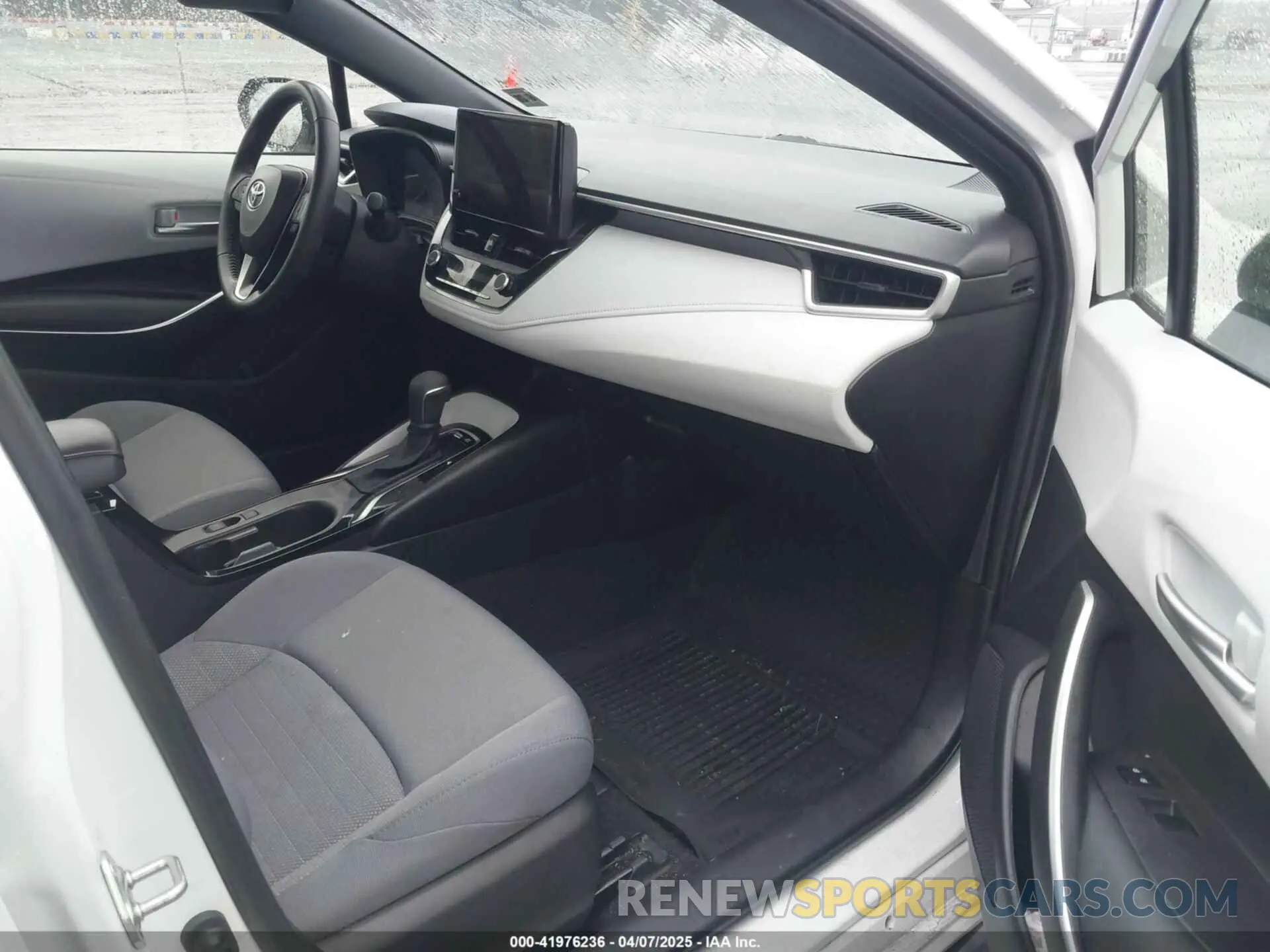 5 fotografías del automóvil dañado JTDBDMHE9PJ001298 TOYOTA COROLLA 2023