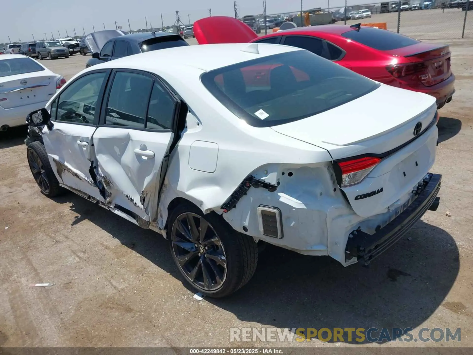 3 fotografías del automóvil dañado JTDS4MCE7P3517400 TOYOTA COROLLA 2023