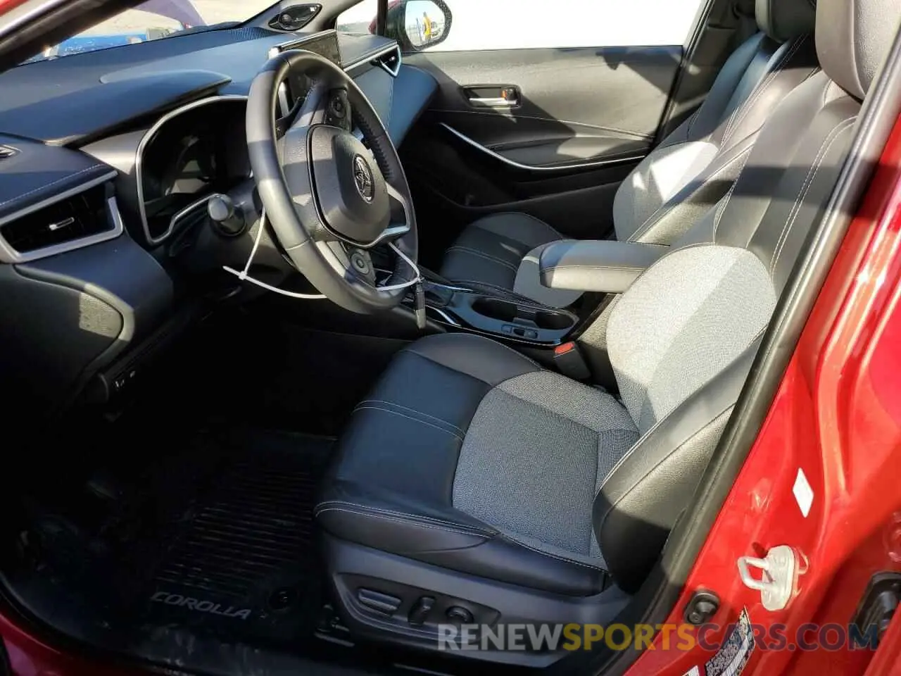 7 fotografías del automóvil dañado JTNC4MBE0P3195359 TOYOTA COROLLA 2023