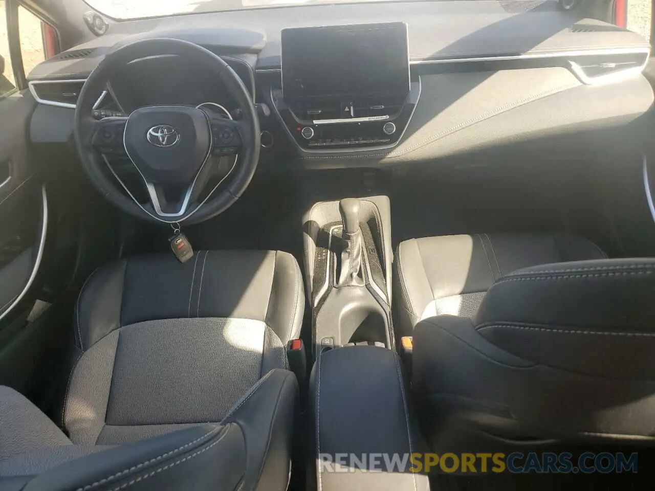 8 fotografías del automóvil dañado JTNC4MBE0P3206019 TOYOTA COROLLA 2023