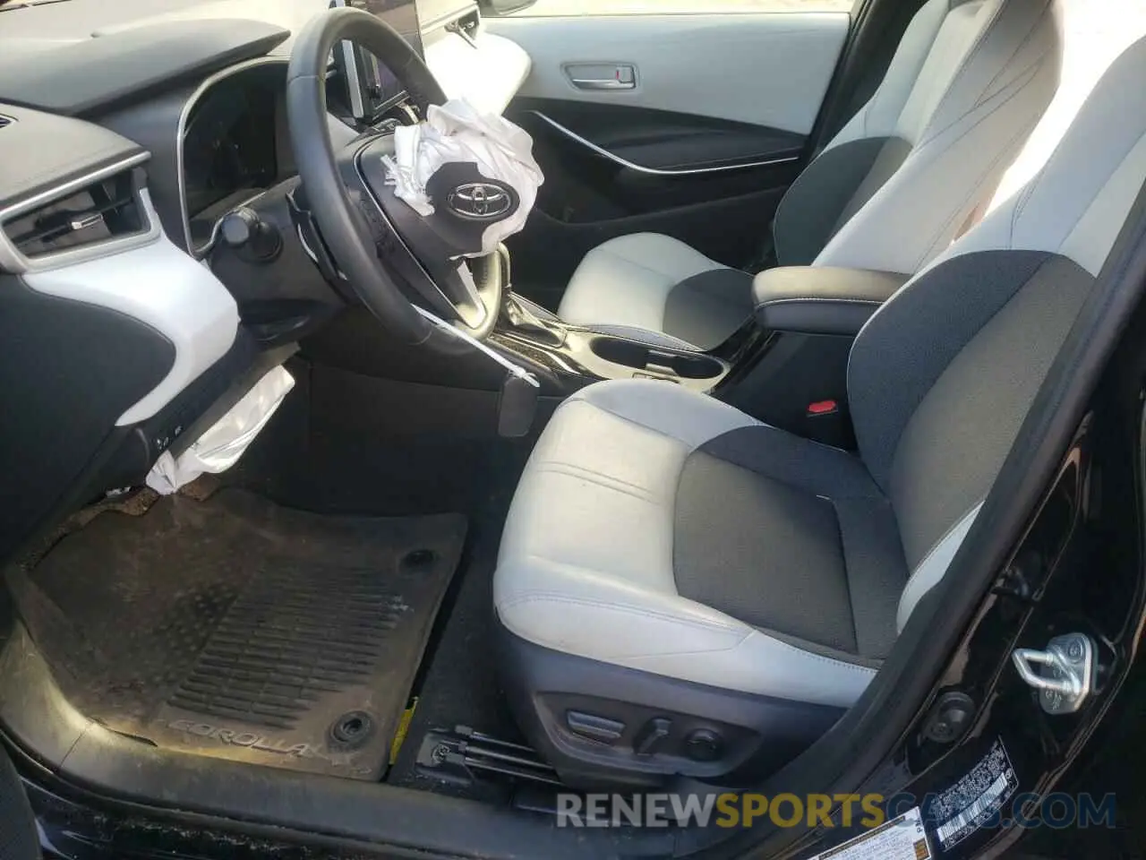 7 fotografías del automóvil dañado JTNC4MBE7P3199862 TOYOTA COROLLA 2023