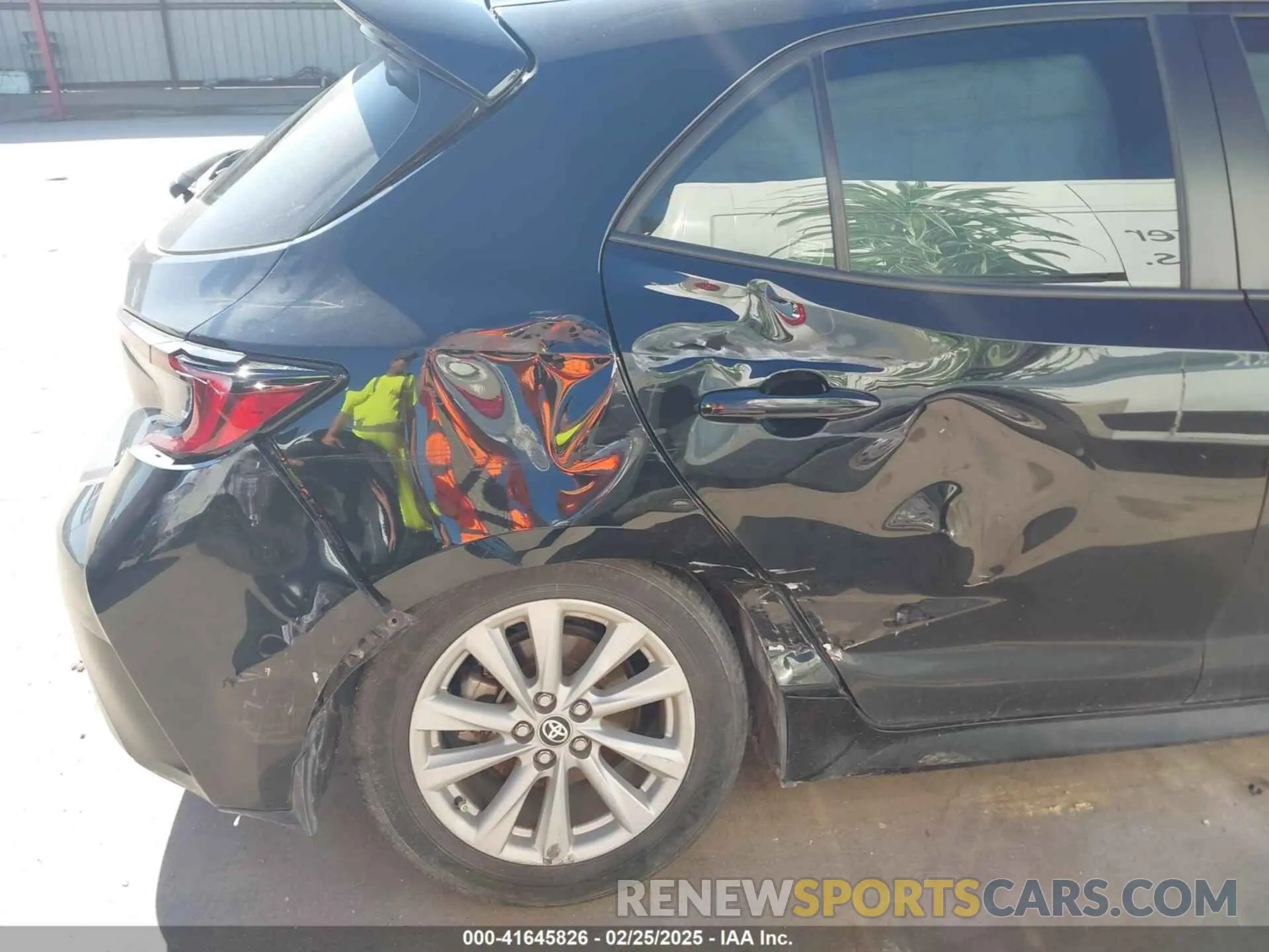 6 fotografías del automóvil dañado JTND4MBE0P3207630 TOYOTA COROLLA 2023