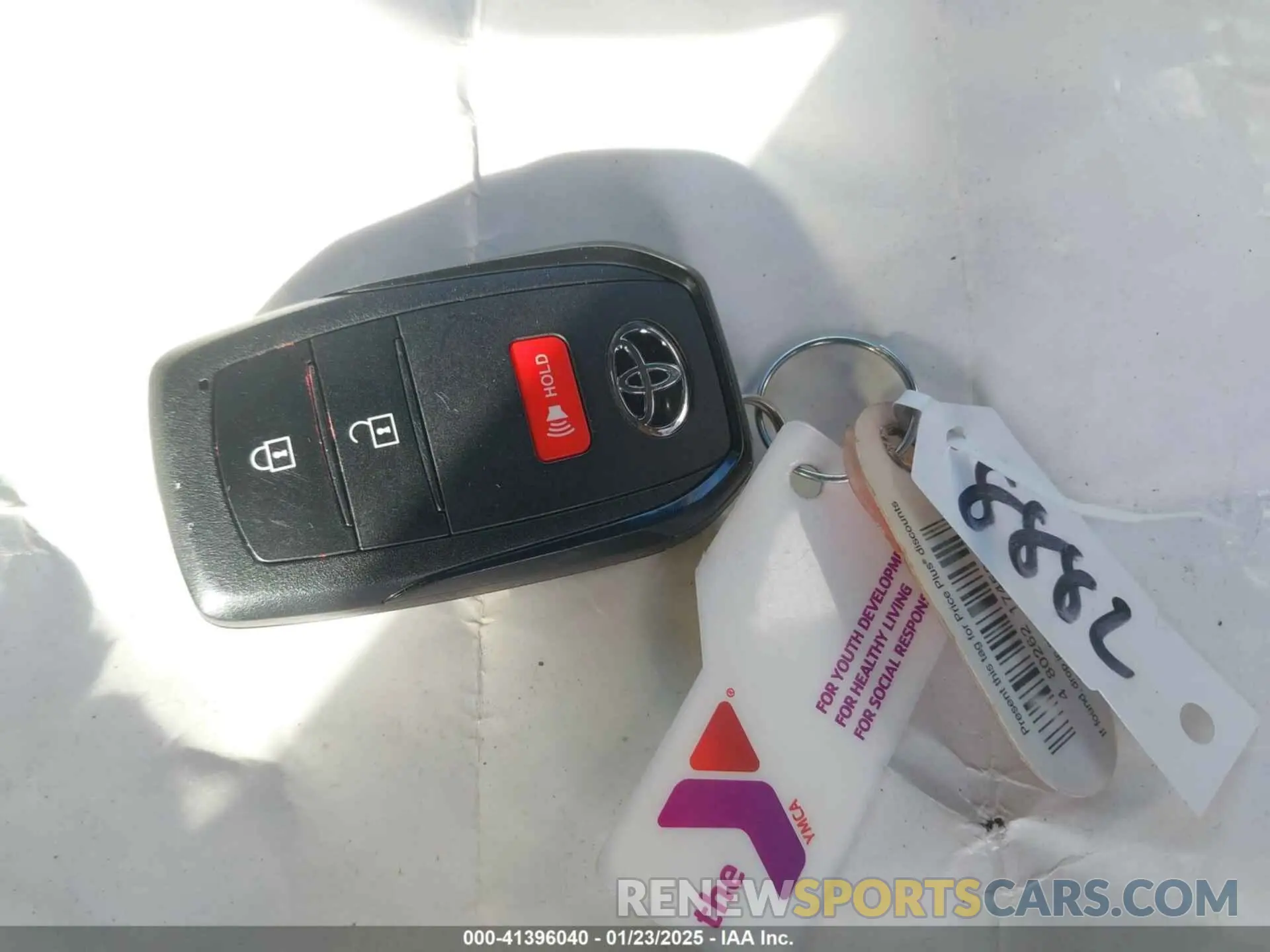 11 fotografías del automóvil dañado JTND4MBE2P3198882 TOYOTA COROLLA 2023