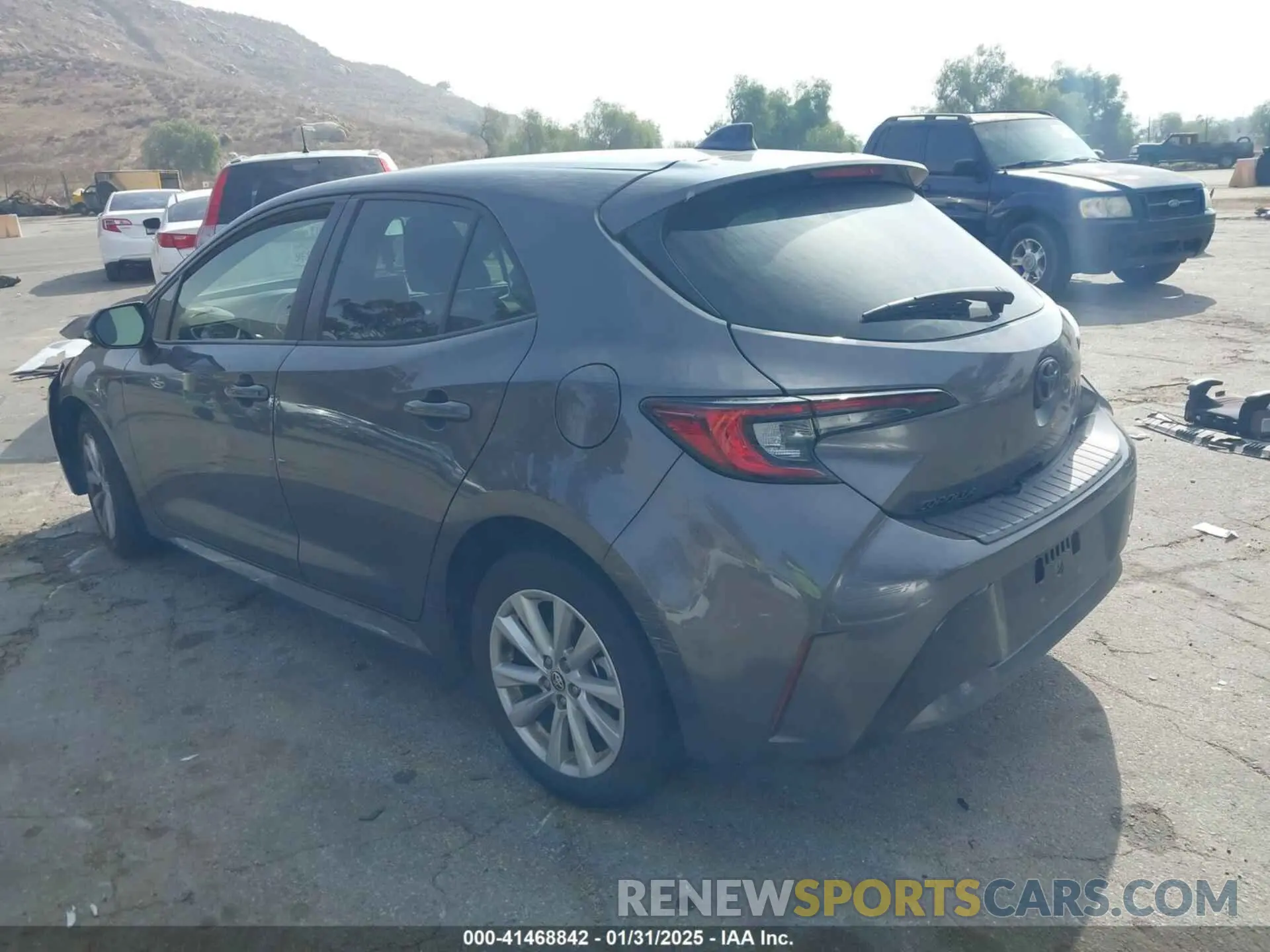 3 fotografías del automóvil dañado JTND4MBE6P3201251 TOYOTA COROLLA 2023