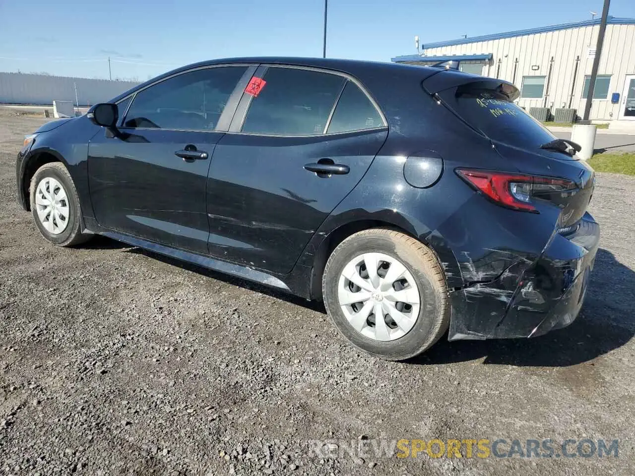 2 fotografías del automóvil dañado JTNK4MBE1P3210088 TOYOTA COROLLA 2023
