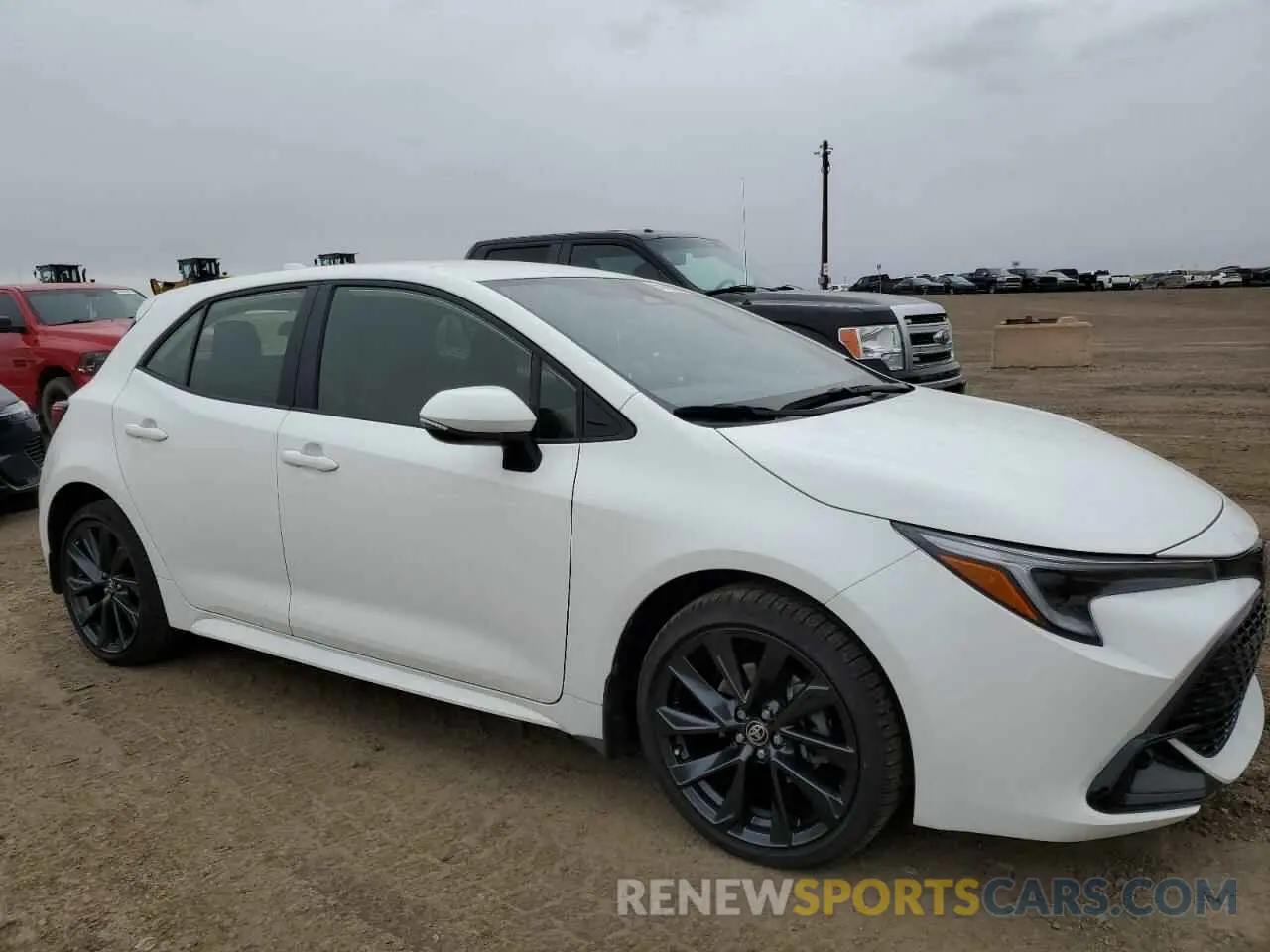 4 fotografías del automóvil dañado JTNK4MBE8P3205003 TOYOTA COROLLA 2023