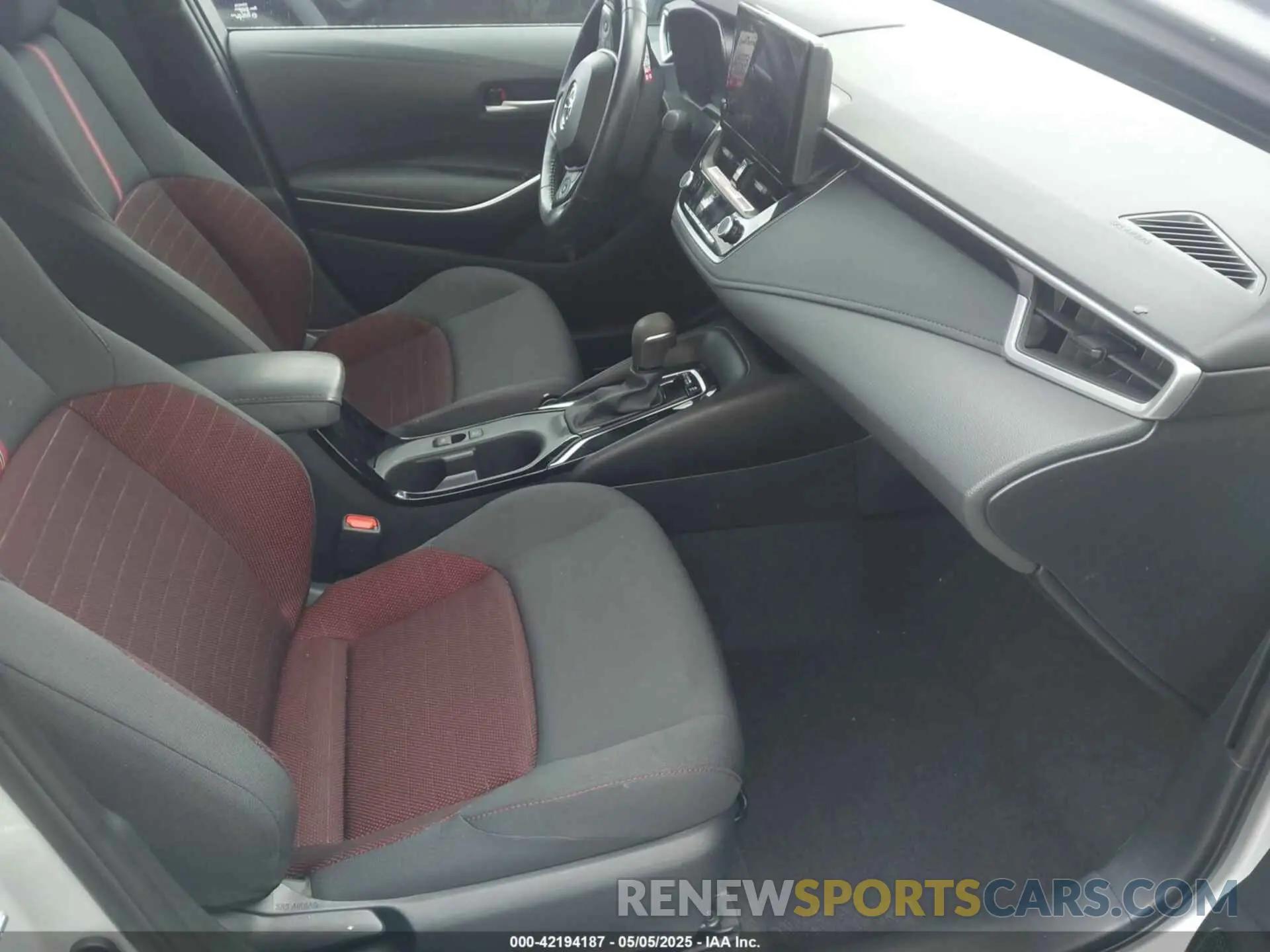 5 fotografías del automóvil dañado 5YFB4MCE1RP169426 TOYOTA COROLLA 2024