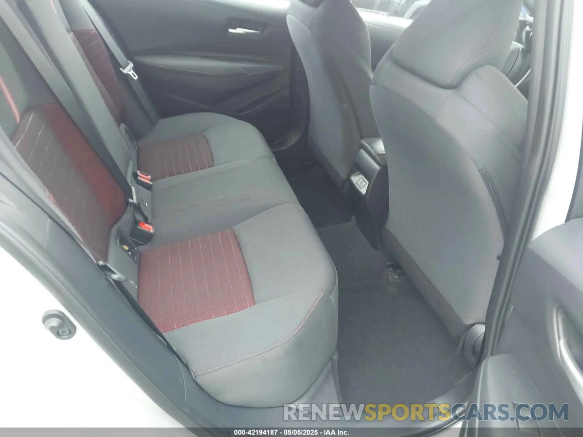 8 fotografías del automóvil dañado 5YFB4MCE1RP169426 TOYOTA COROLLA 2024