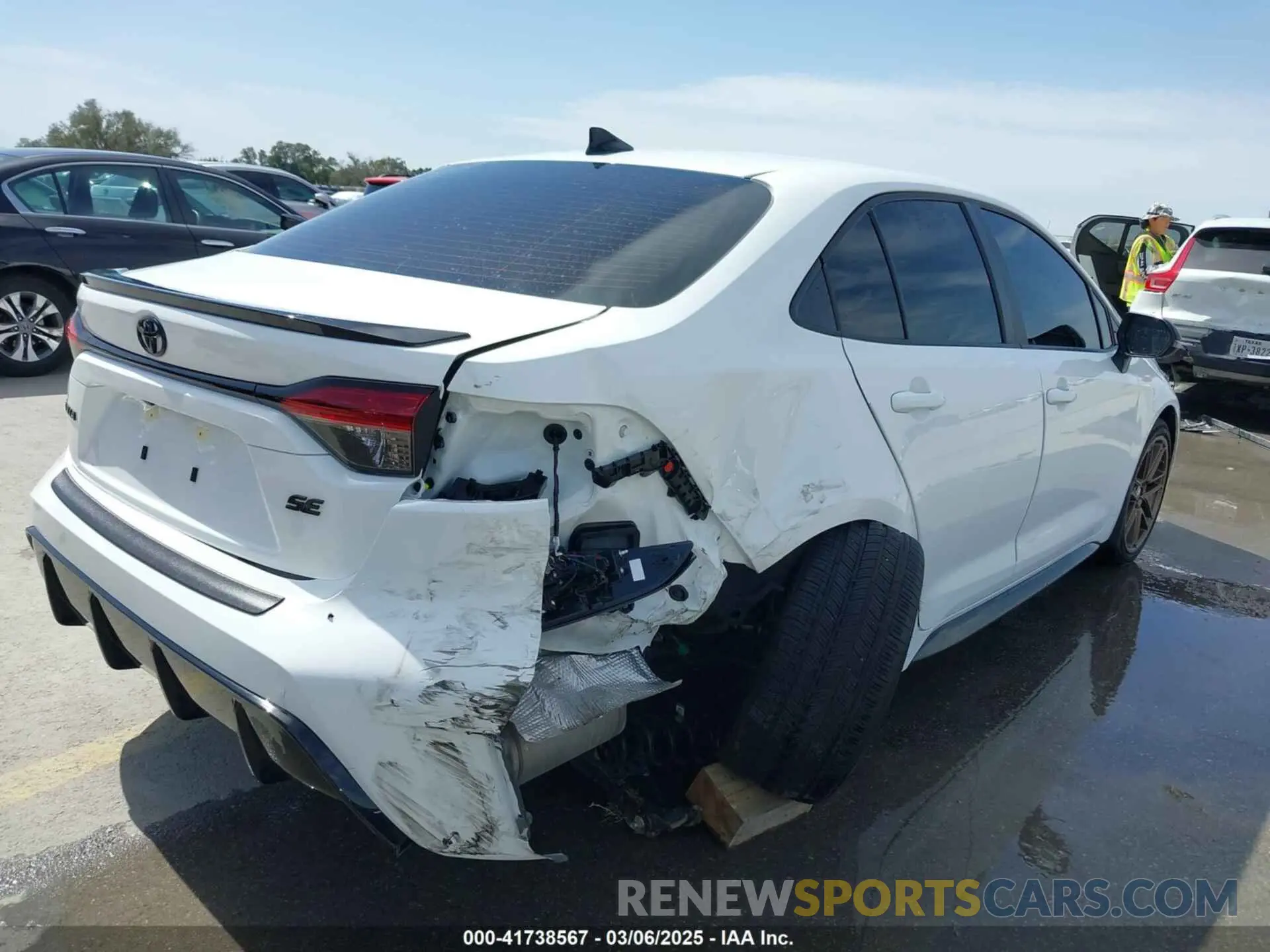 17 fotografías del automóvil dañado 5YFB4MCE2RP204510 TOYOTA COROLLA 2024