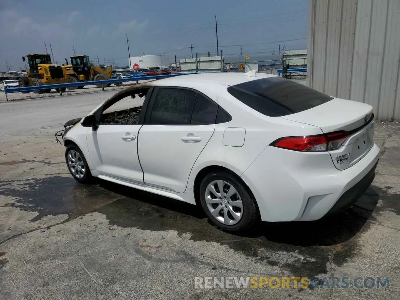 2 fotografías del automóvil dañado 5YFB4MDE0RP081837 TOYOTA COROLLA 2024