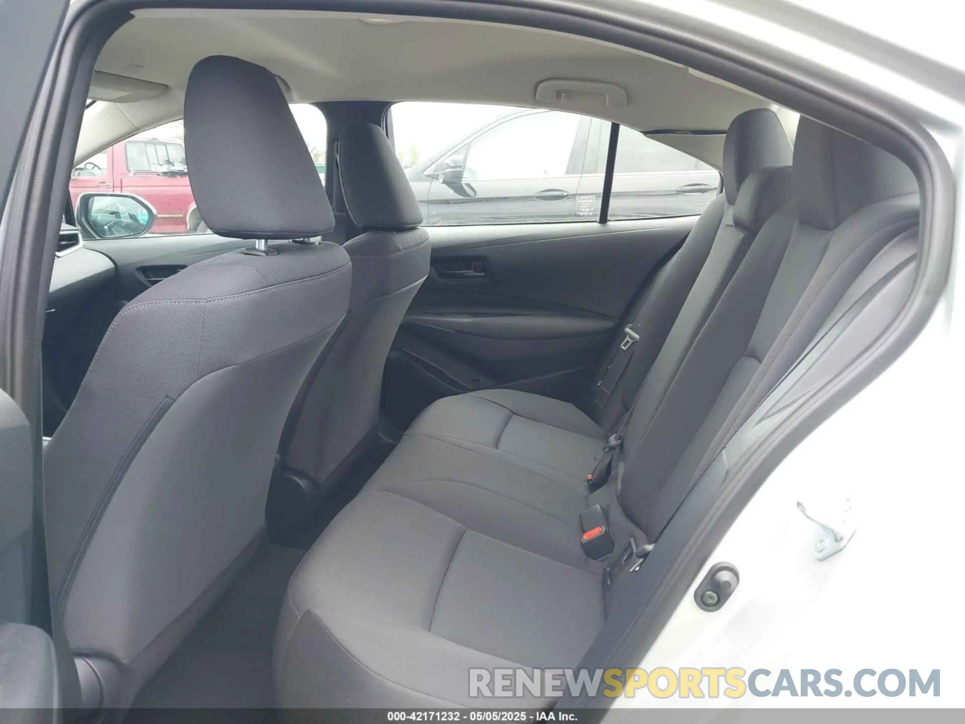 8 fotografías del automóvil dañado 5YFB4MDE0RP097388 TOYOTA COROLLA 2024