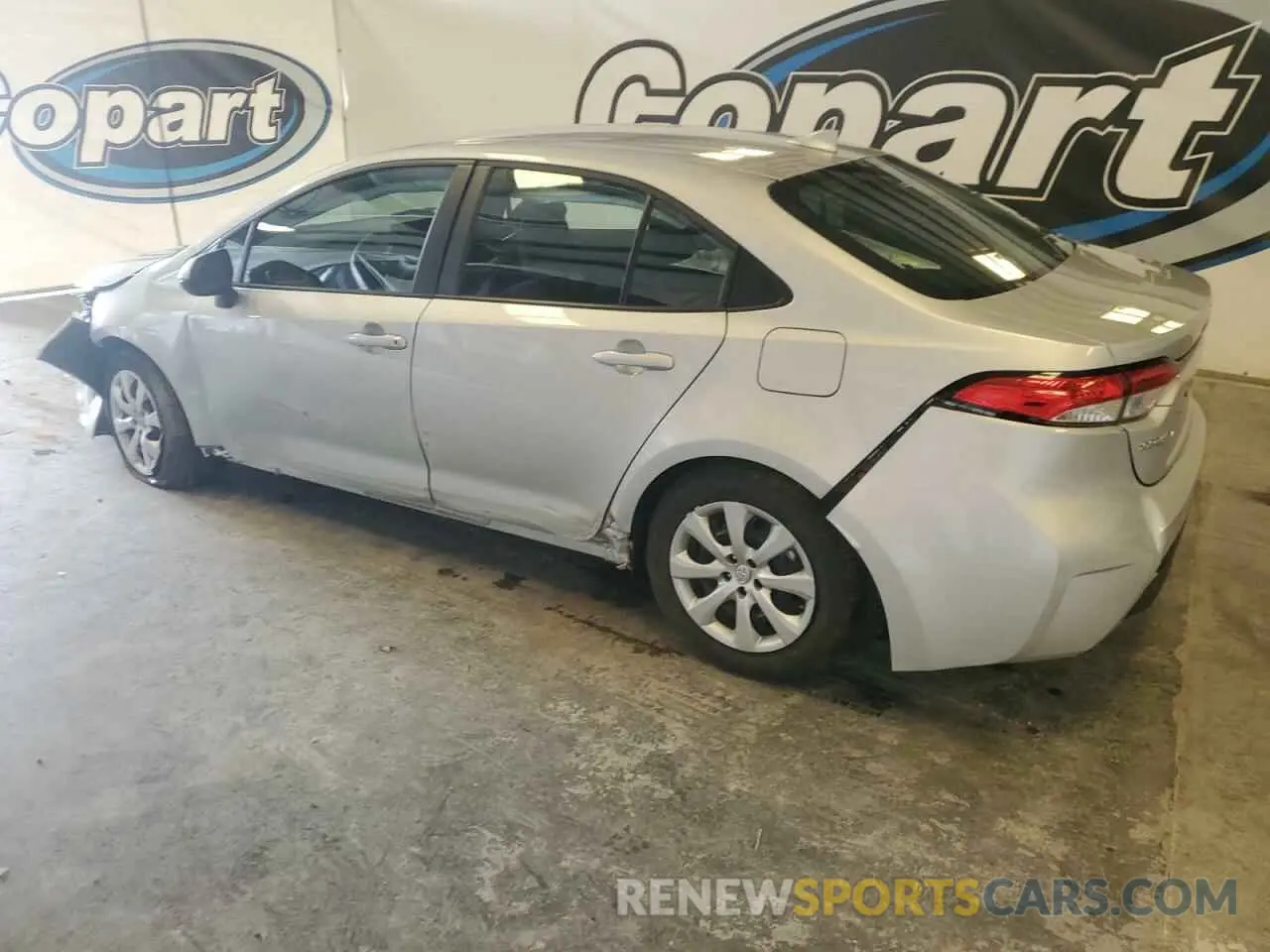 2 fotografías del automóvil dañado 5YFB4MDE0RP103657 TOYOTA COROLLA 2024