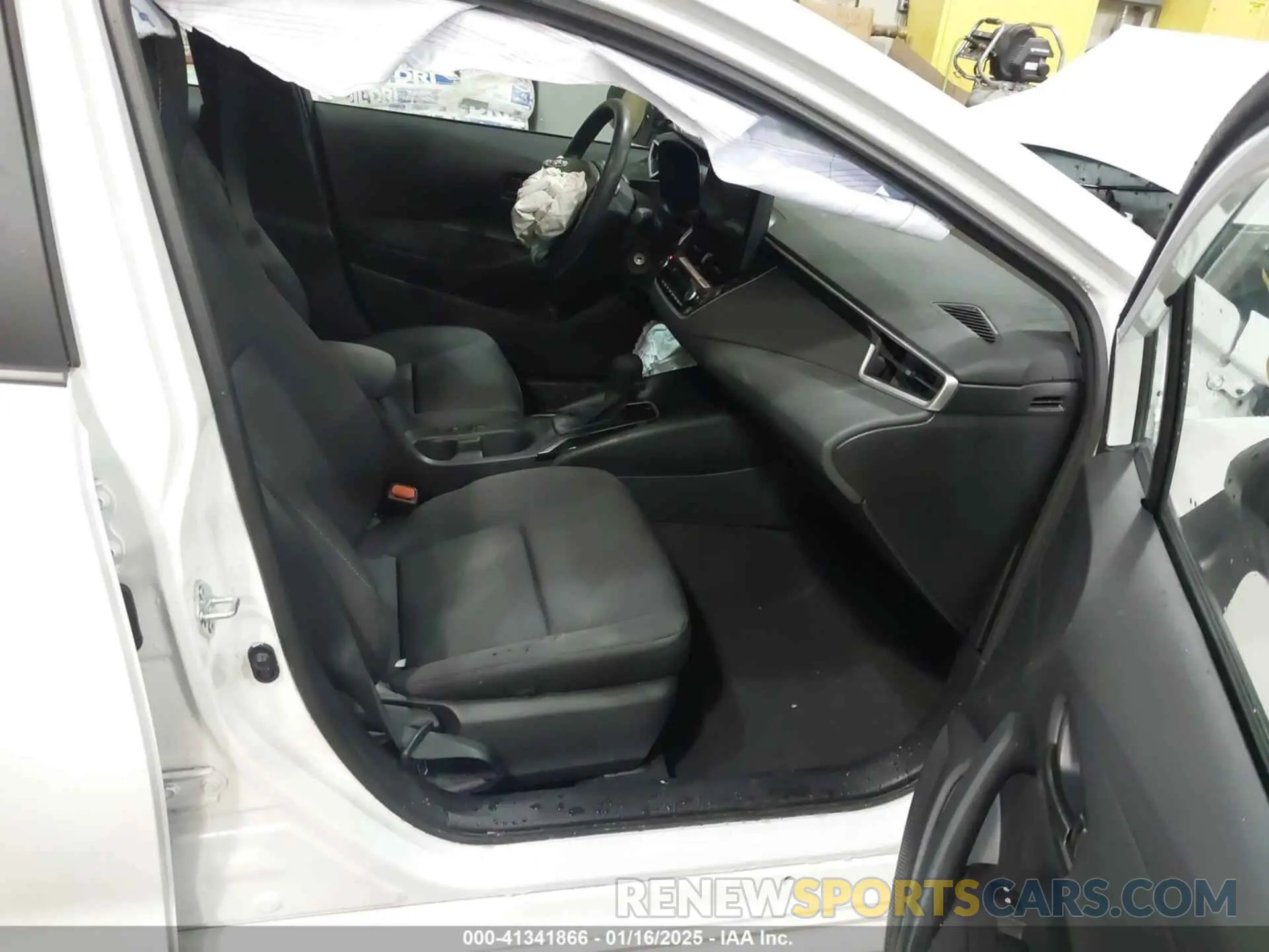 5 fotografías del automóvil dañado 5YFB4MDE0RP118014 TOYOTA COROLLA 2024