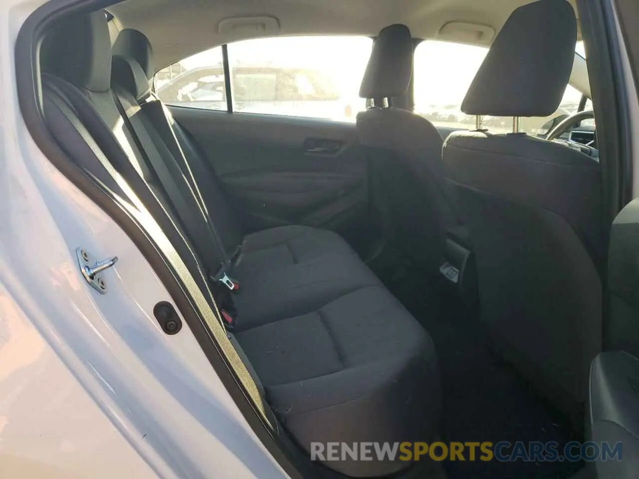 10 fotografías del automóvil dañado 5YFB4MDE0RP126209 TOYOTA COROLLA 2024