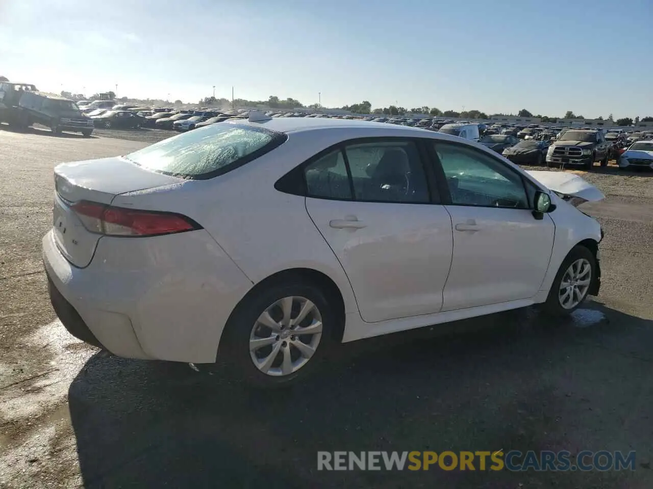 3 fotografías del automóvil dañado 5YFB4MDE0RP126209 TOYOTA COROLLA 2024