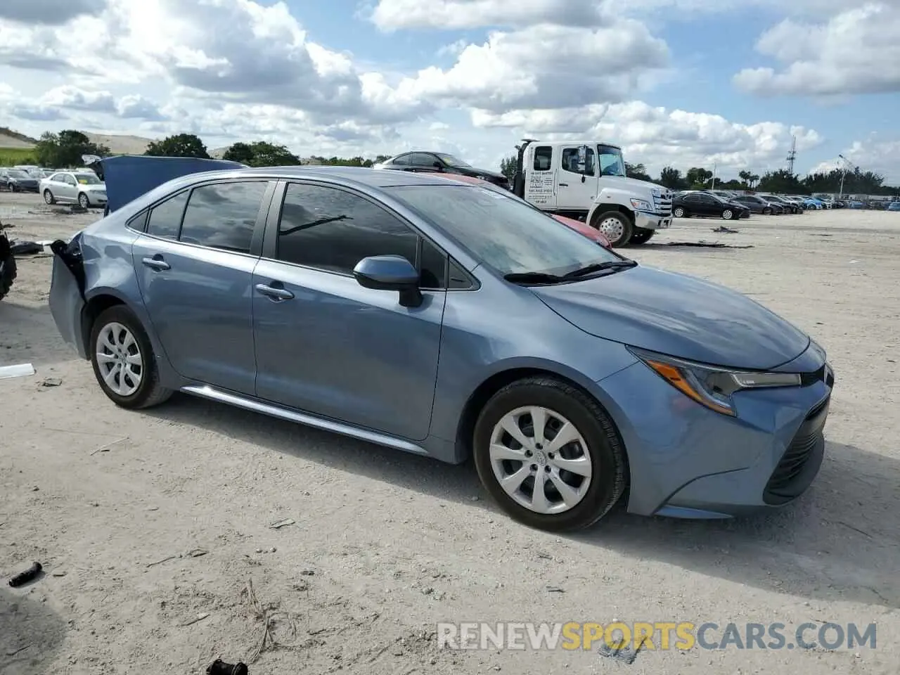 4 fotografías del automóvil dañado 5YFB4MDE0RP138926 TOYOTA COROLLA 2024