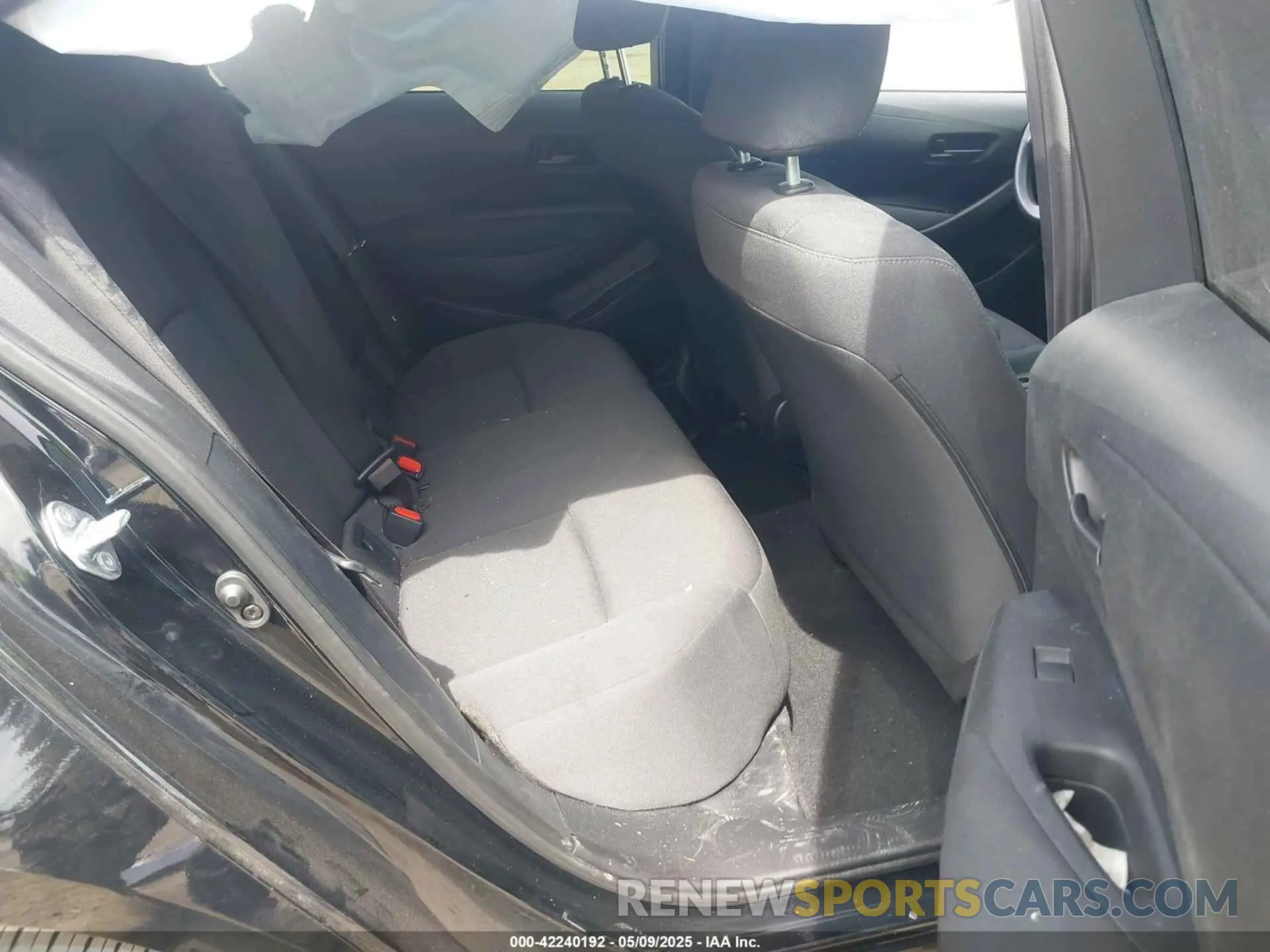 8 fotografías del automóvil dañado 5YFB4MDE0RP146119 TOYOTA COROLLA 2024