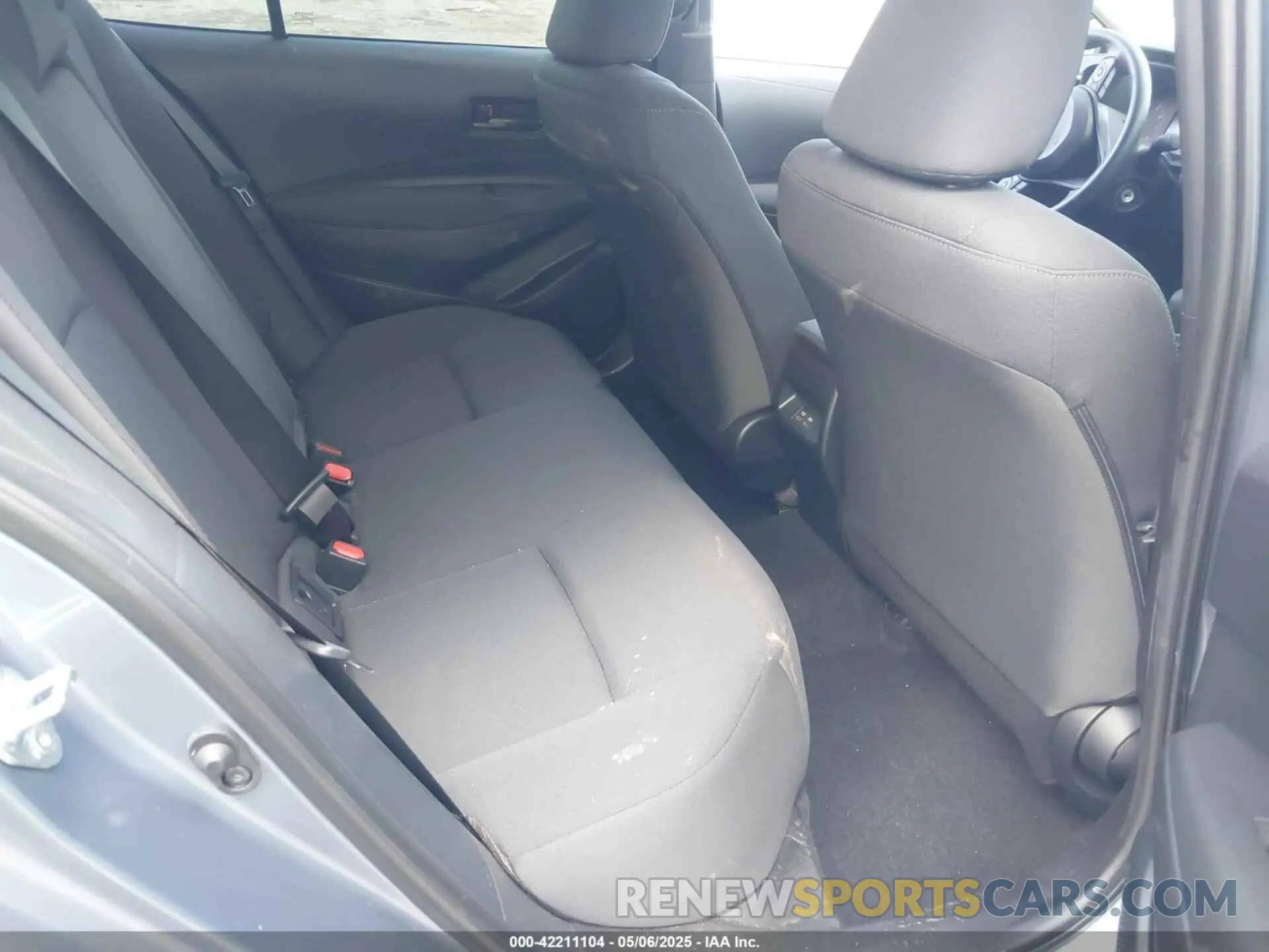 8 fotografías del automóvil dañado 5YFB4MDE0RP156942 TOYOTA COROLLA 2024