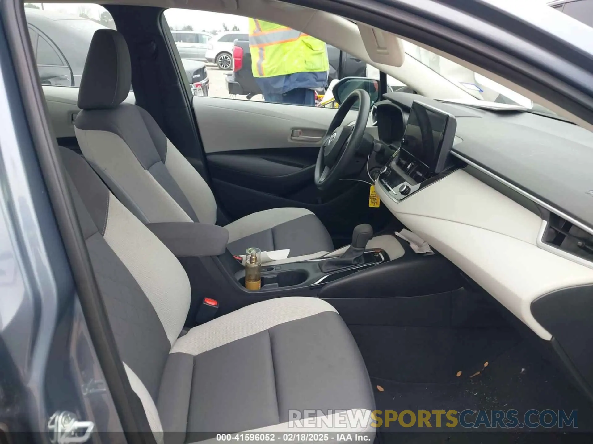 5 fotografías del automóvil dañado 5YFB4MDE0RP210806 TOYOTA COROLLA 2024