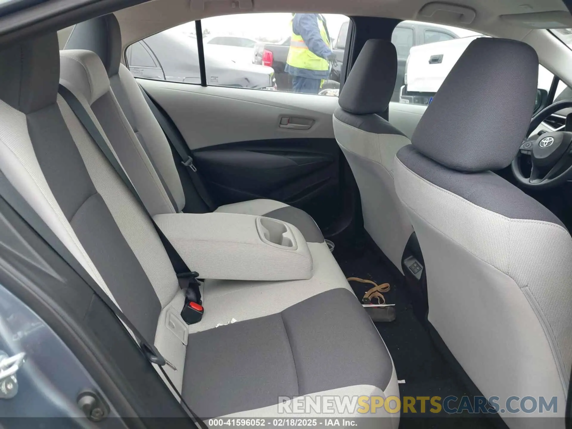 8 fotografías del automóvil dañado 5YFB4MDE0RP210806 TOYOTA COROLLA 2024