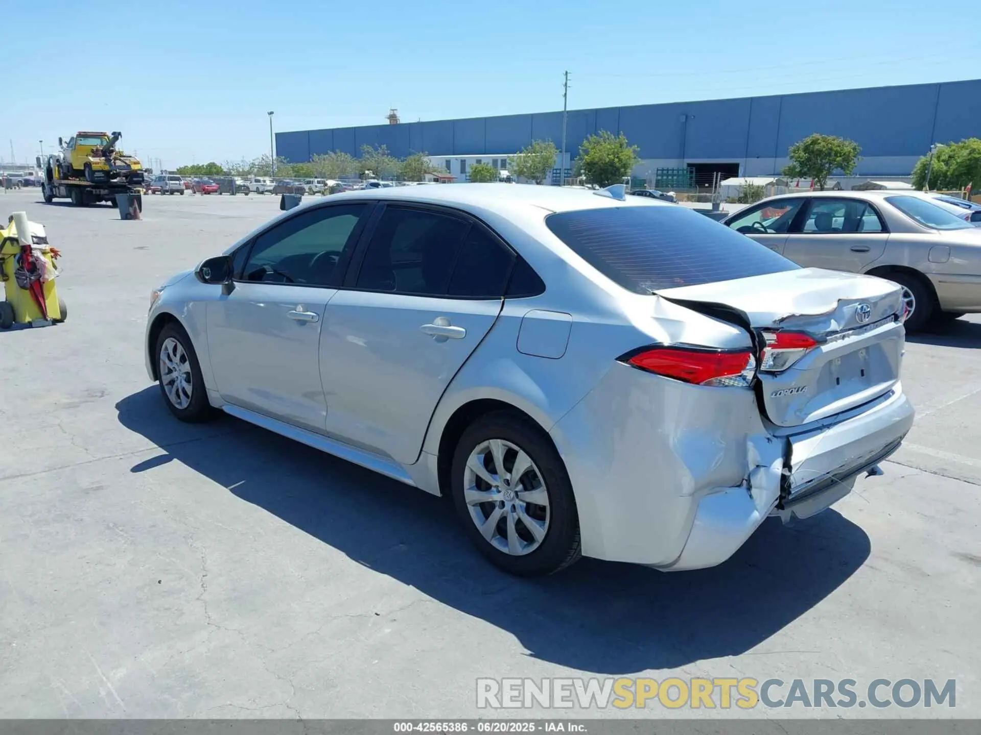 3 fotografías del automóvil dañado 5YFB4MDE0RP213351 TOYOTA COROLLA 2024